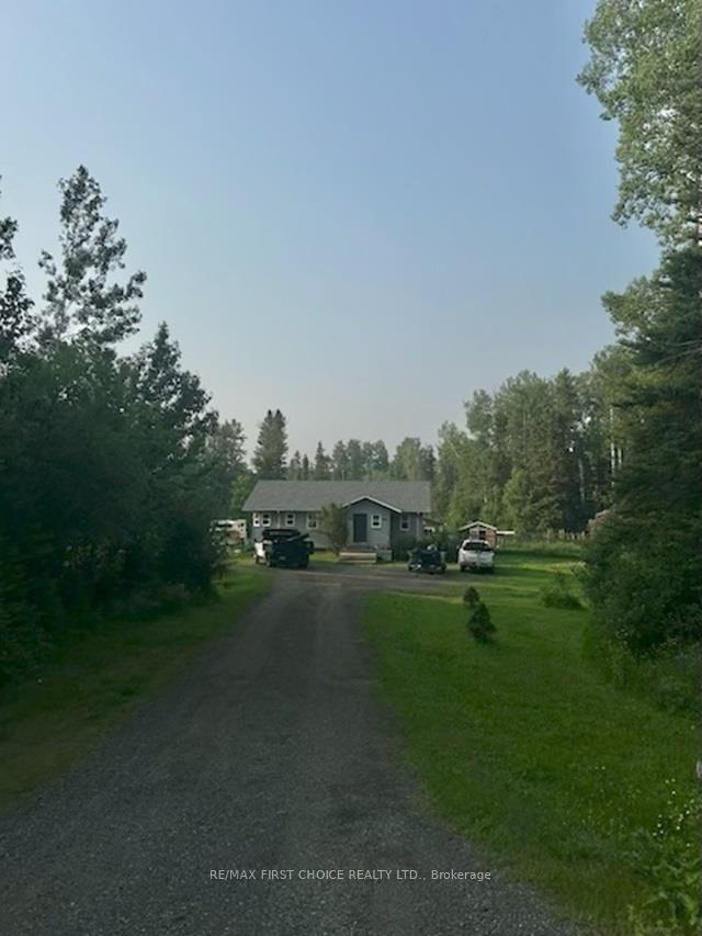 Photo 17 of 1351 Hwy 608, Neebing, Scoble — HOMEH