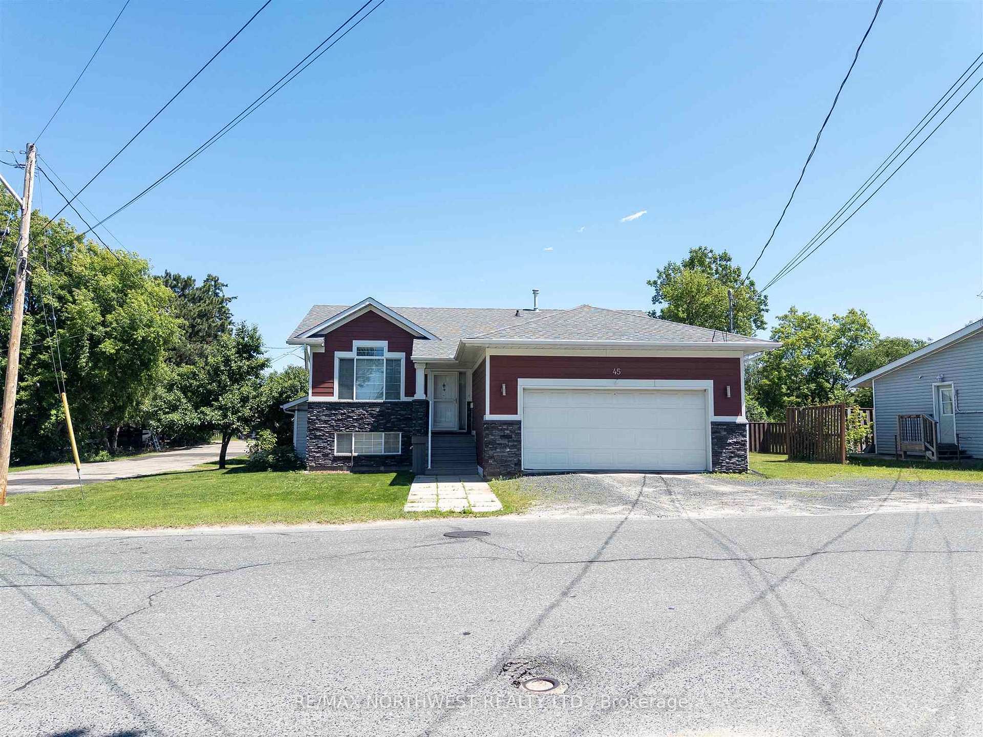 Photo 2 of 45 Parsons Street, Kenora, Norman — HOMEH