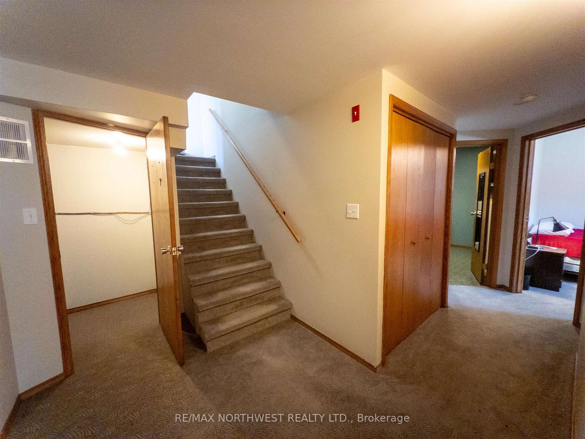 Photo 21 of 45 Parsons Street, Kenora, Norman — HOMEH