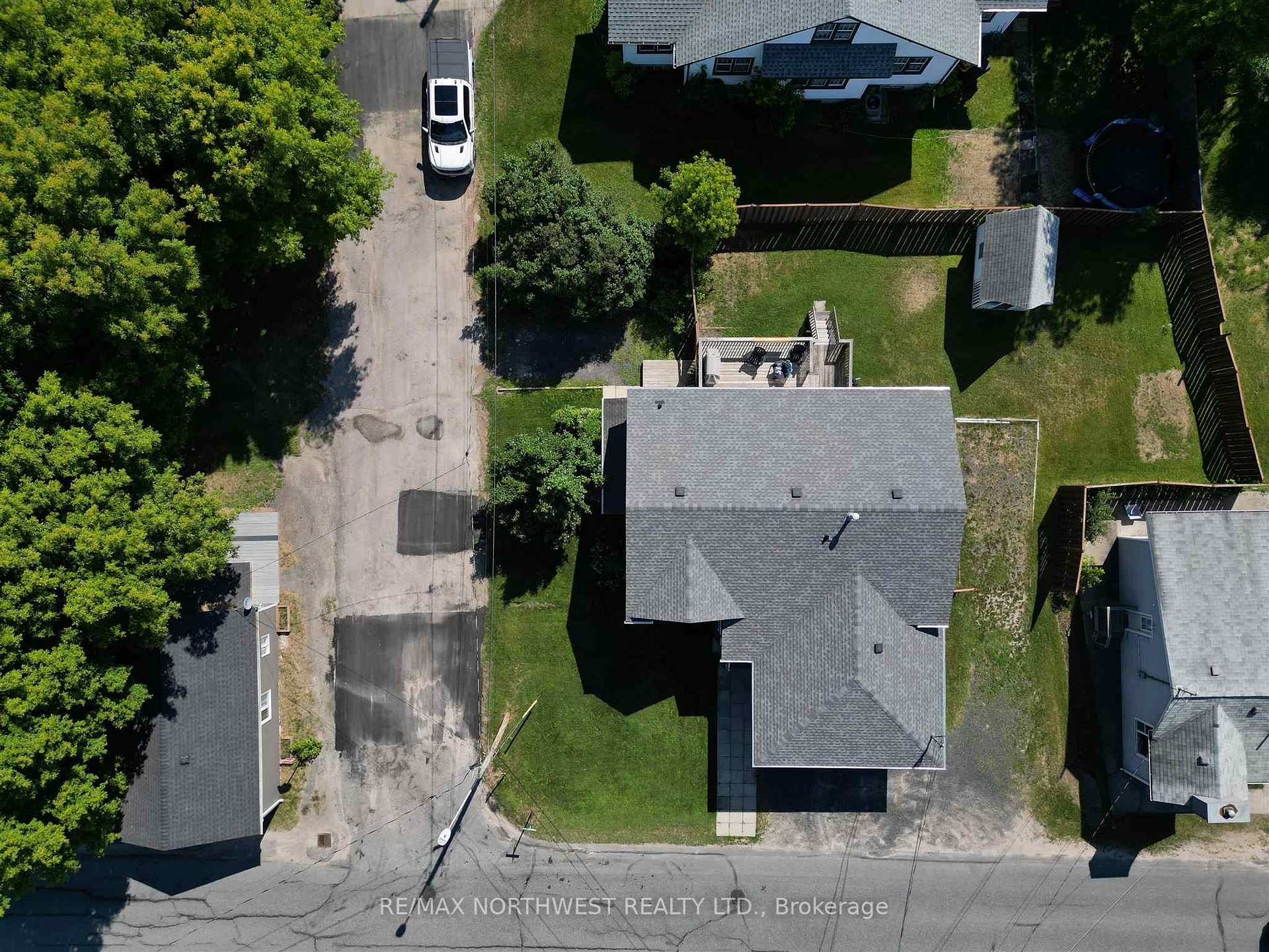 Photo 48 of 45 Parsons Street, Kenora, Norman — HOMEH