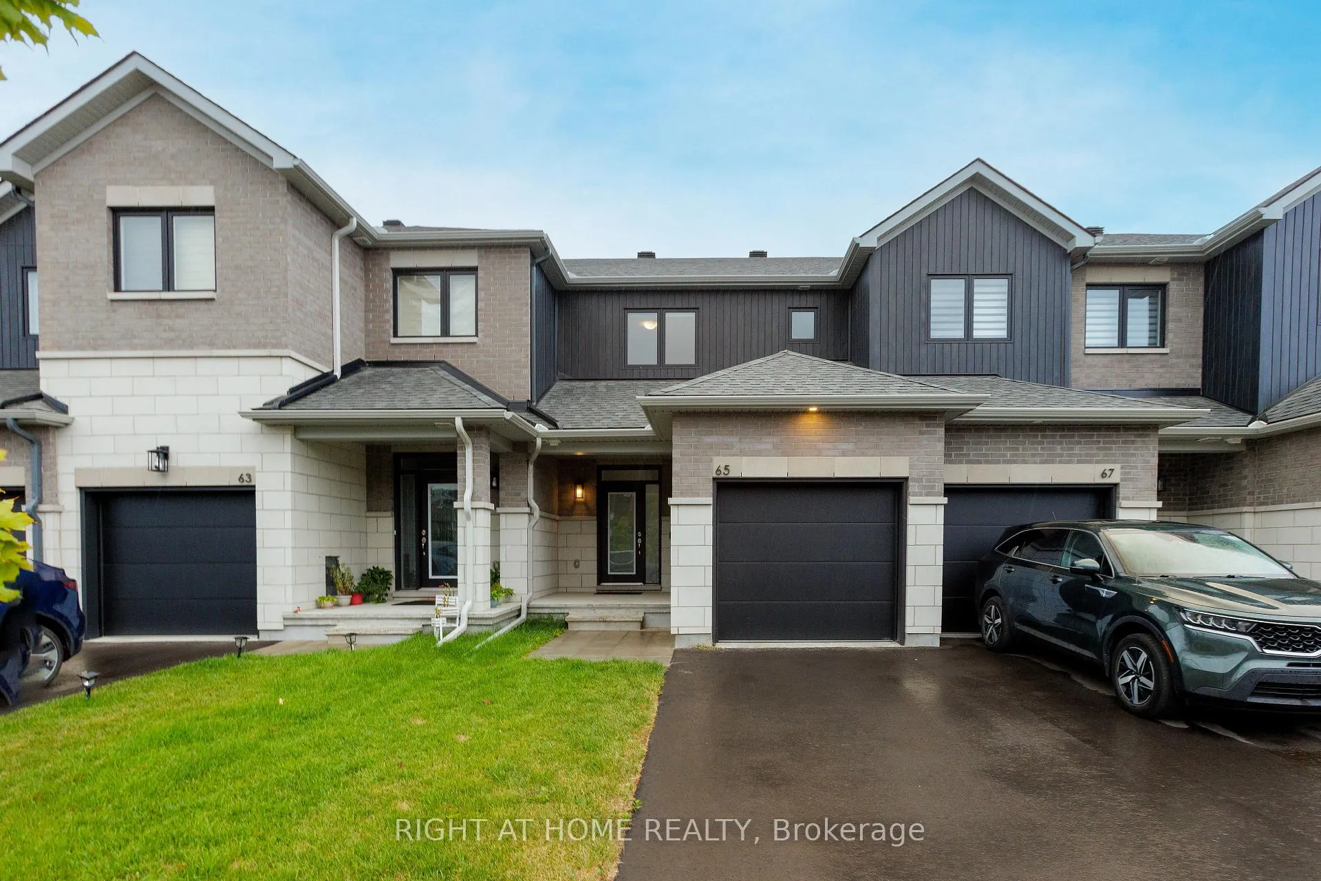 Photo 1 of 65 Esban Drive, Ottawa, Blossom Park/Kemp Park/Findlay Creek — HOMEH