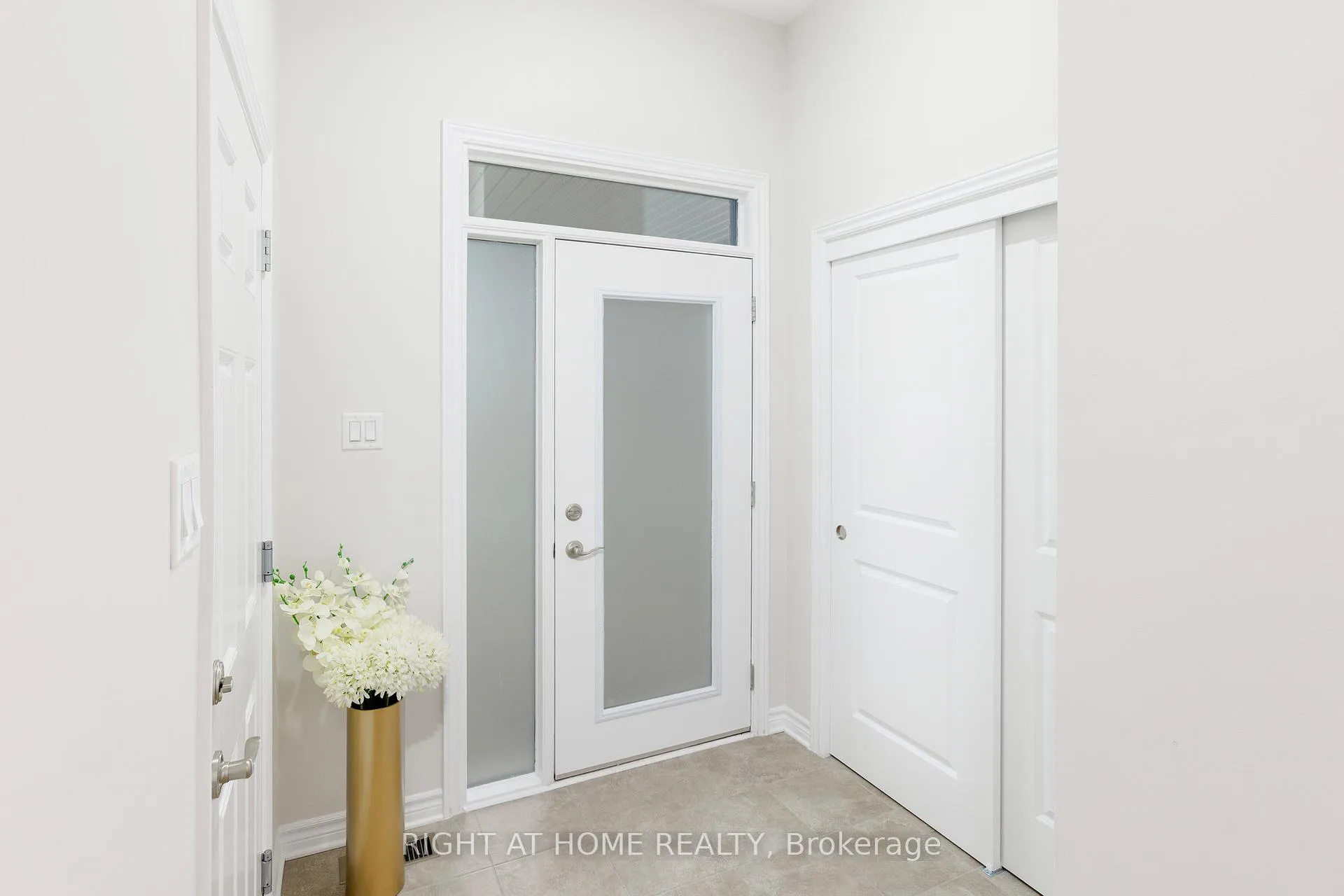 Photo 6 of 65 Esban Drive, Ottawa, Blossom Park/Kemp Park/Findlay Creek — HOMEH