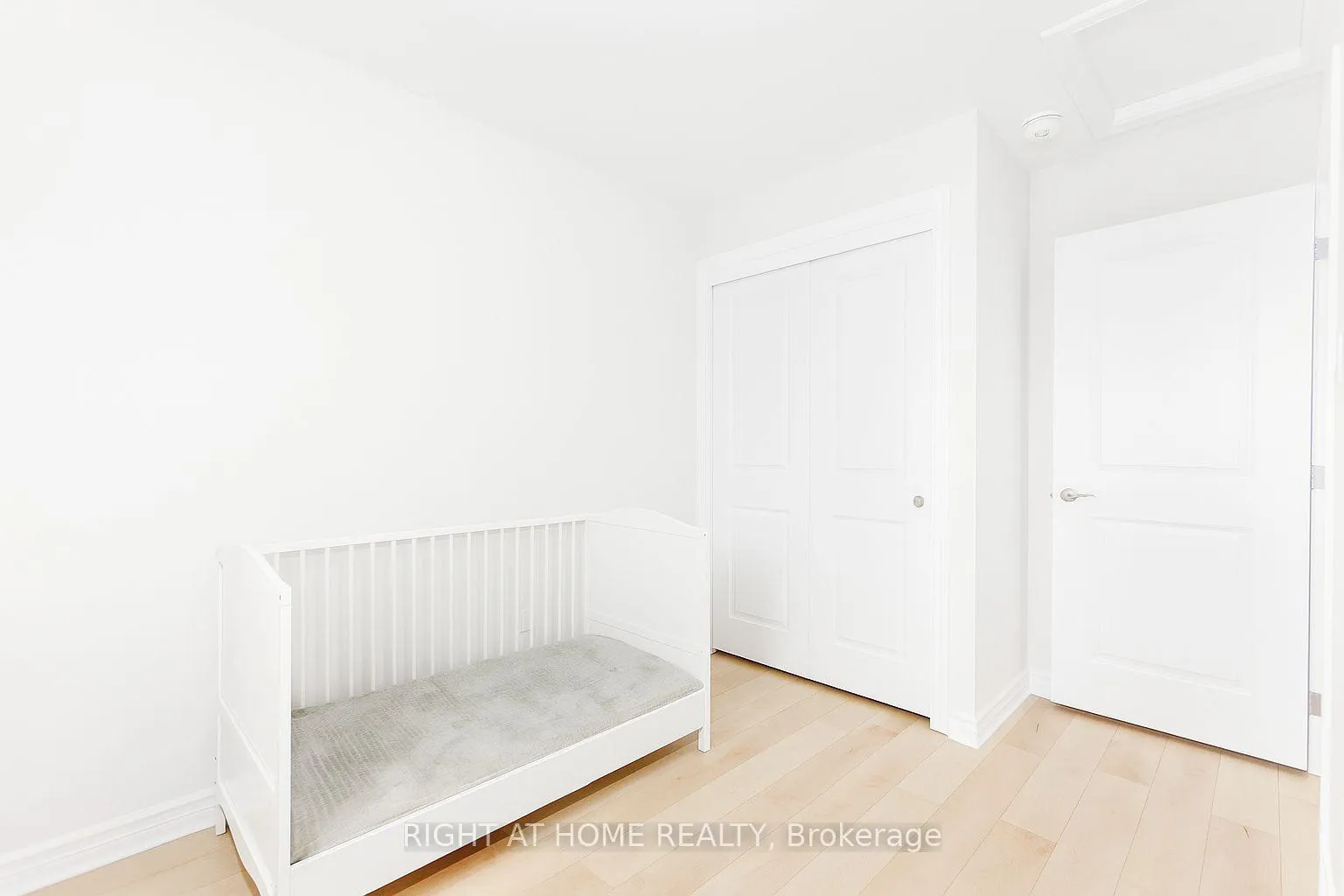 Photo 26 of 65 Esban Drive, Ottawa, Blossom Park/Kemp Park/Findlay Creek — HOMEH