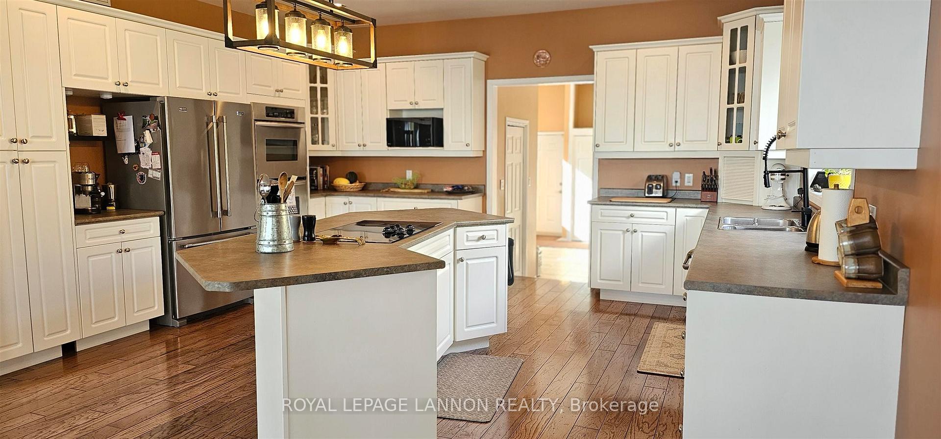 Photo 12 of 661 Grann Drive, Shuniah — HOMEH