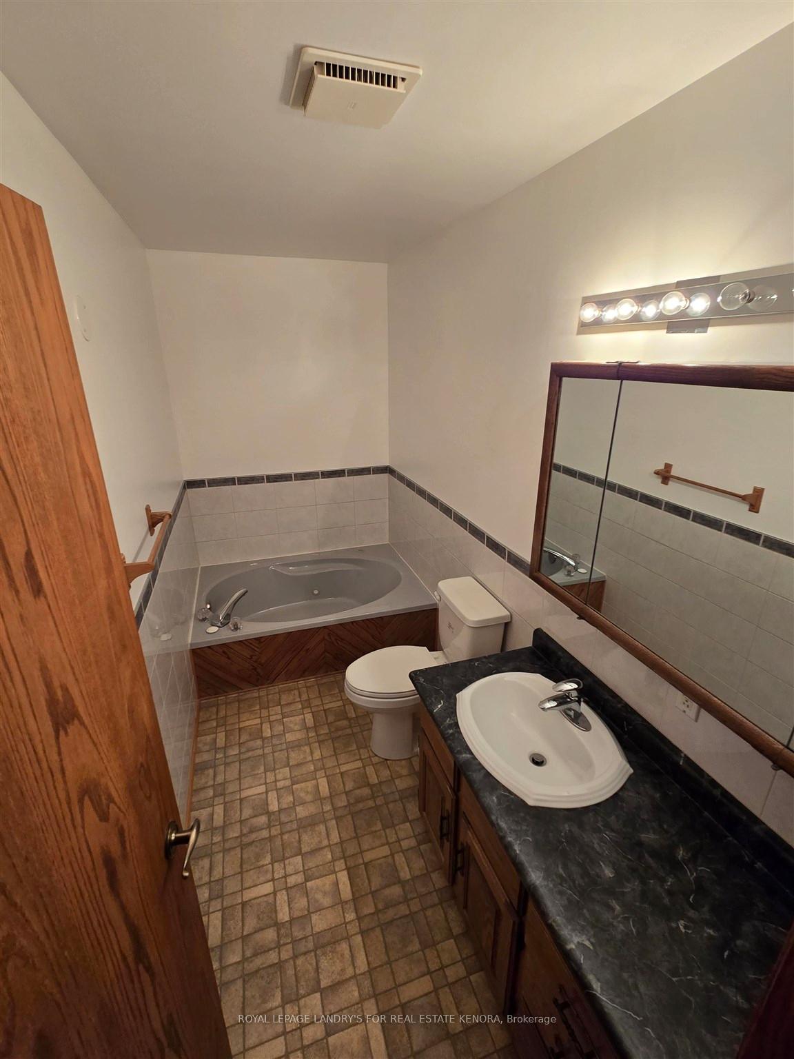 Photo 9 of 20 Amethyst Street, Kenora, Amethyst — HOMEH