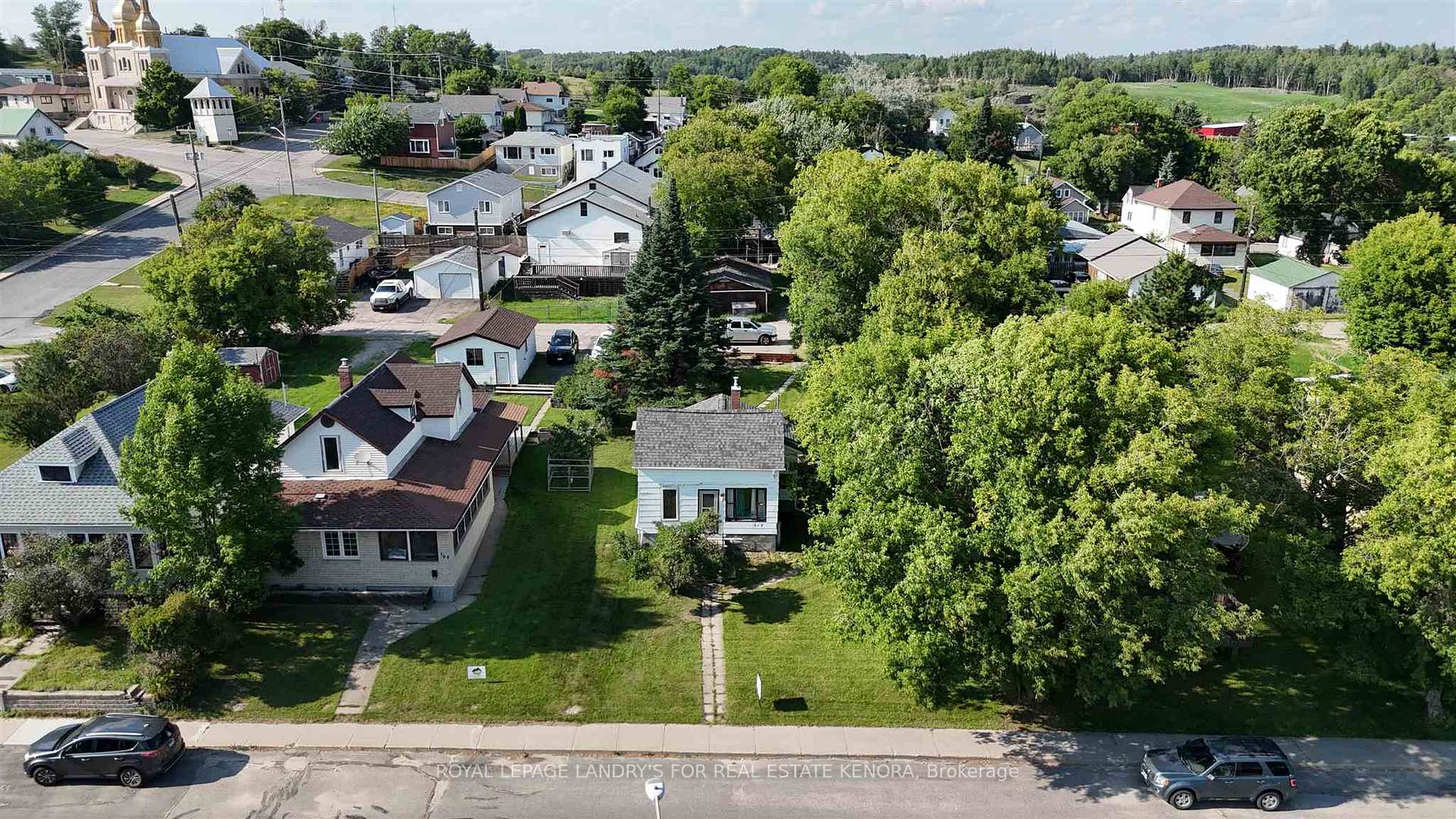 Photo 1 of 512 Third Street N, Kenora, North End — HOMEH