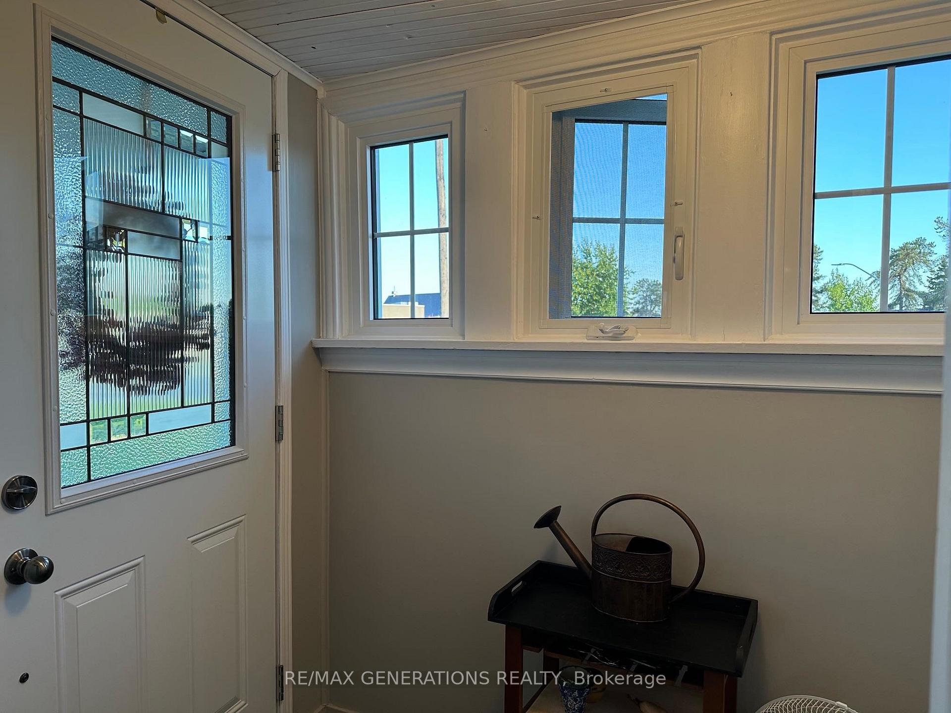 Photo 17 of 33 Laurier Avenue, Terrace Bay — HOMEH