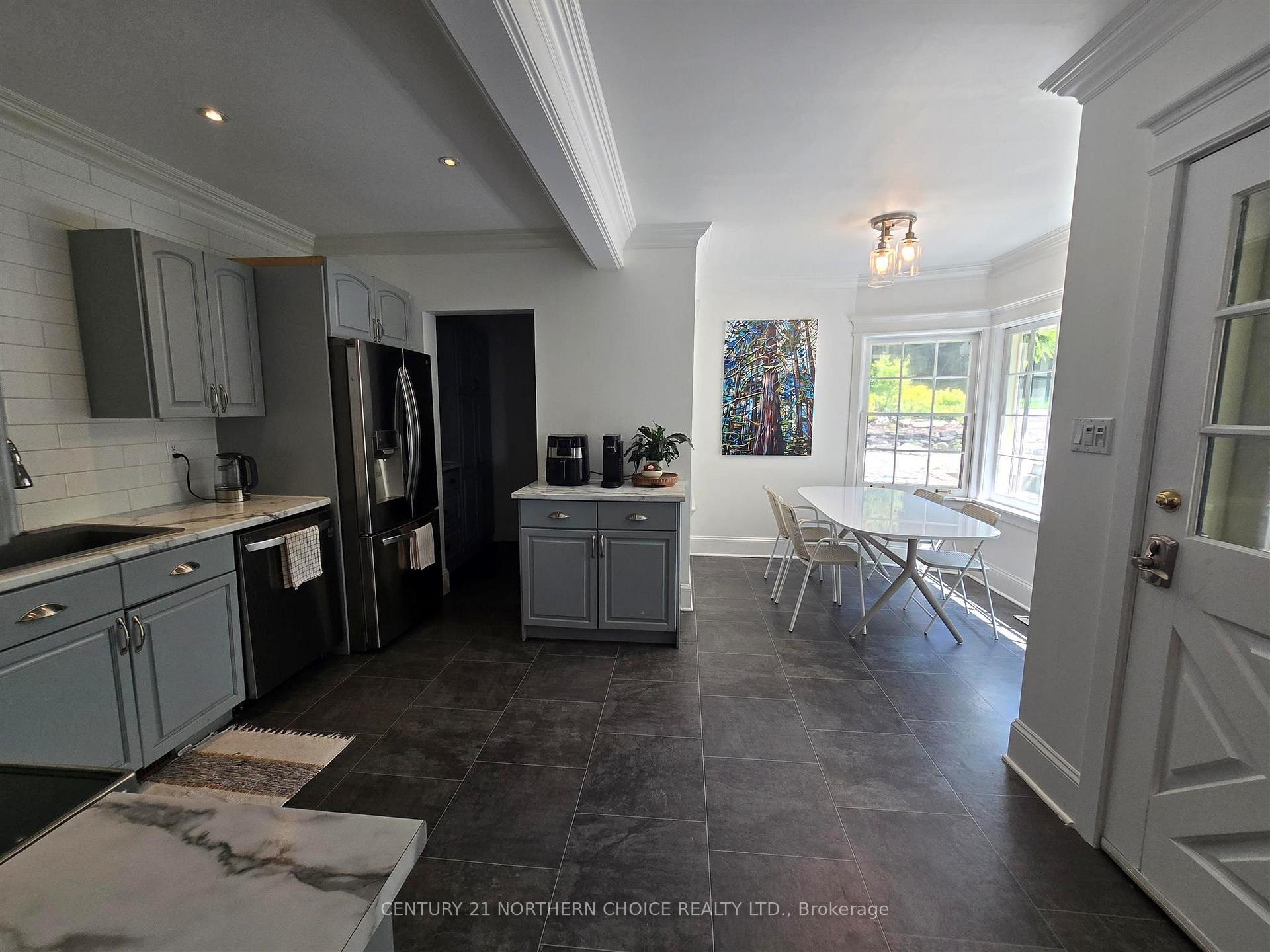 Photo 10 of 313 Veterans Drive, Kenora, North End — HOMEH