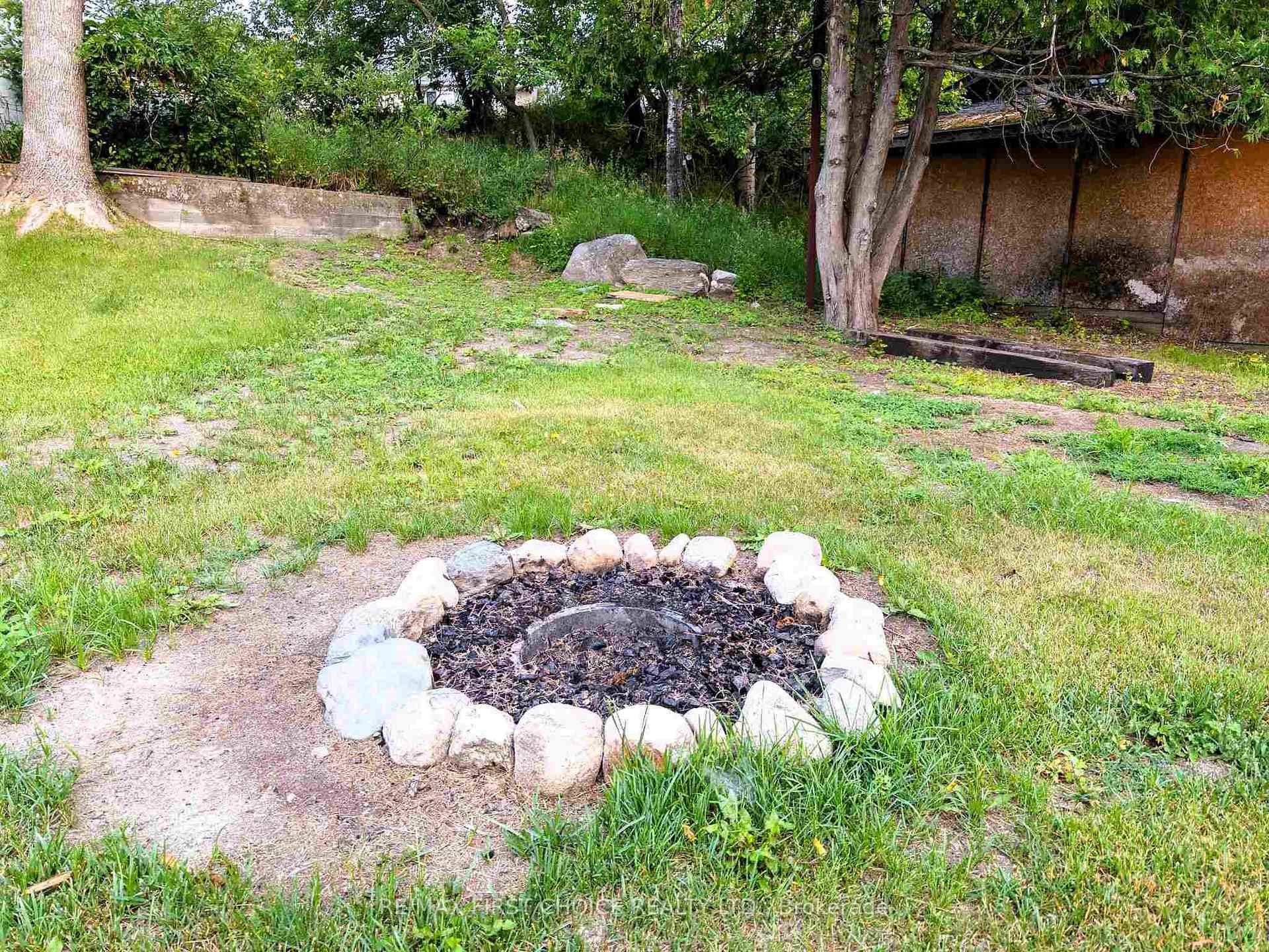 Photo 10 of 1330 River Drive, Kenora, Lakeside — HOMEH