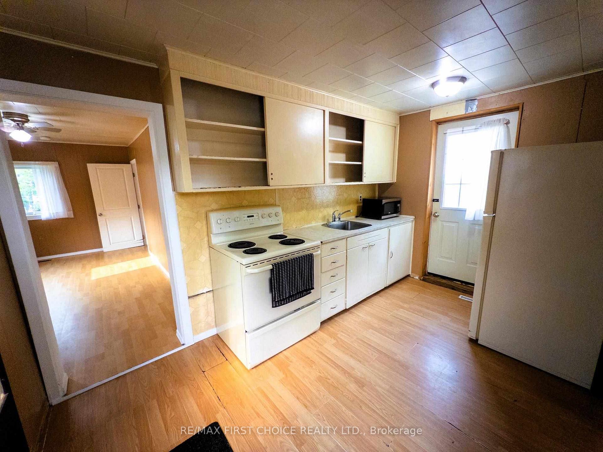 Photo 11 of 1330 River Drive, Kenora, Lakeside — HOMEH