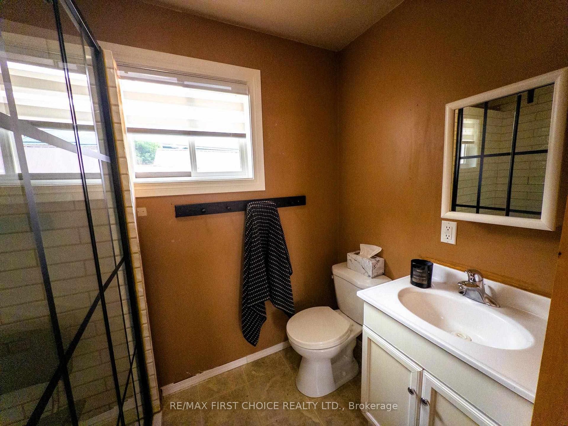 Photo 15 of 1330 River Drive, Kenora, Lakeside — HOMEH