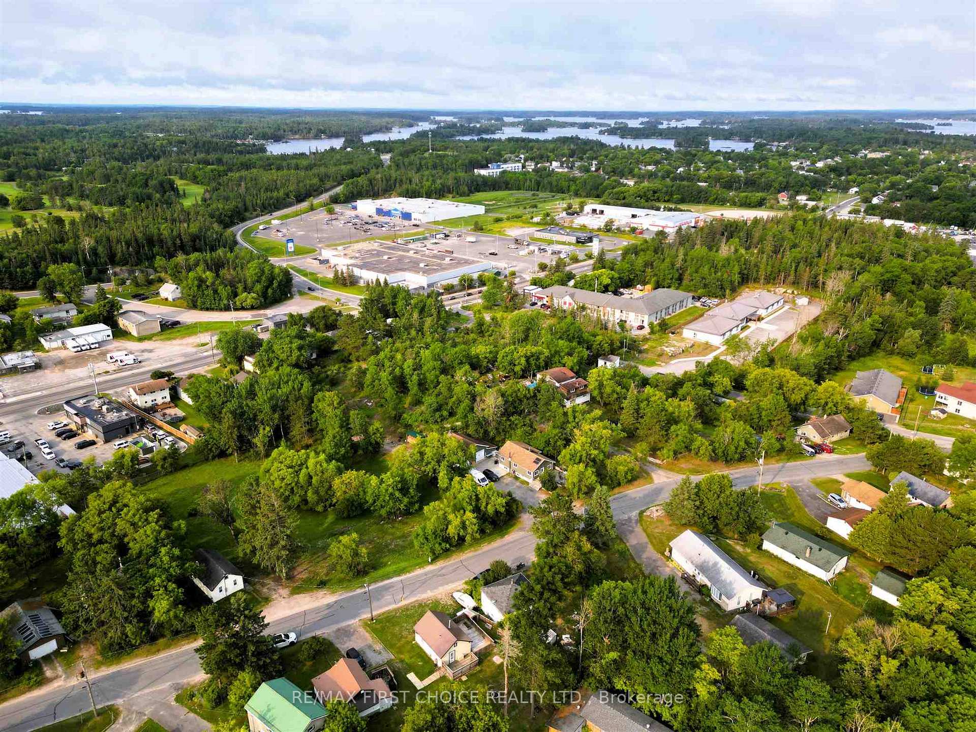 Photo 33 of 1330 River Drive, Kenora, Lakeside — HOMEH