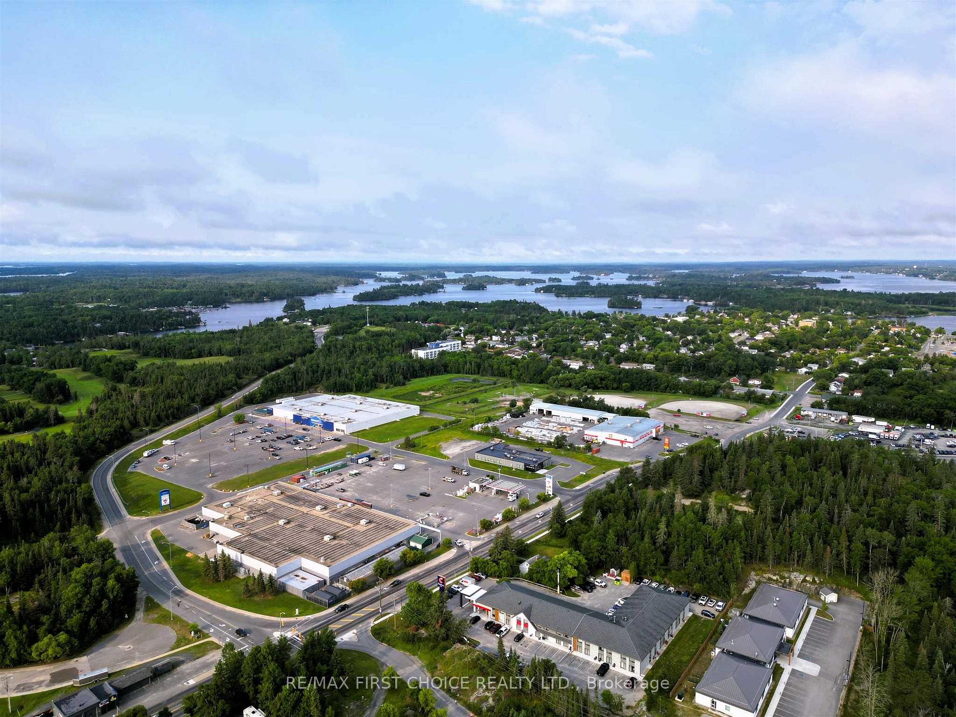 Photo 34 of 1330 River Drive, Kenora, Lakeside — HOMEH