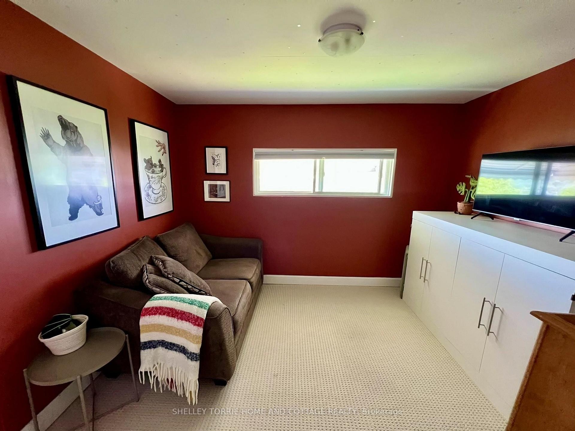 Photo 9 of 215 First Street N, Kenora, North End — HOMEH