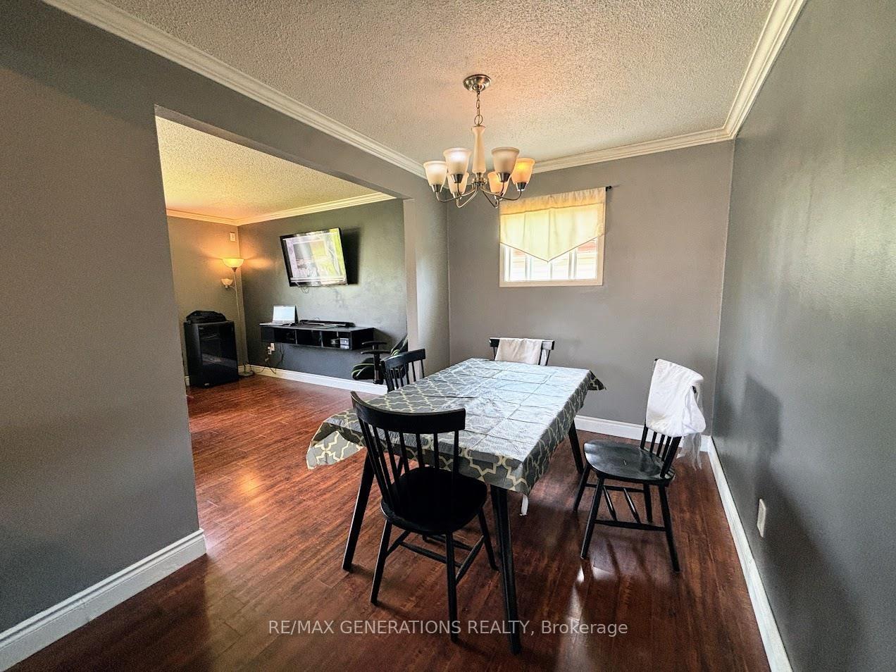 Photo 6 of 18 Hemlo Drive, Marathon — HOMEH