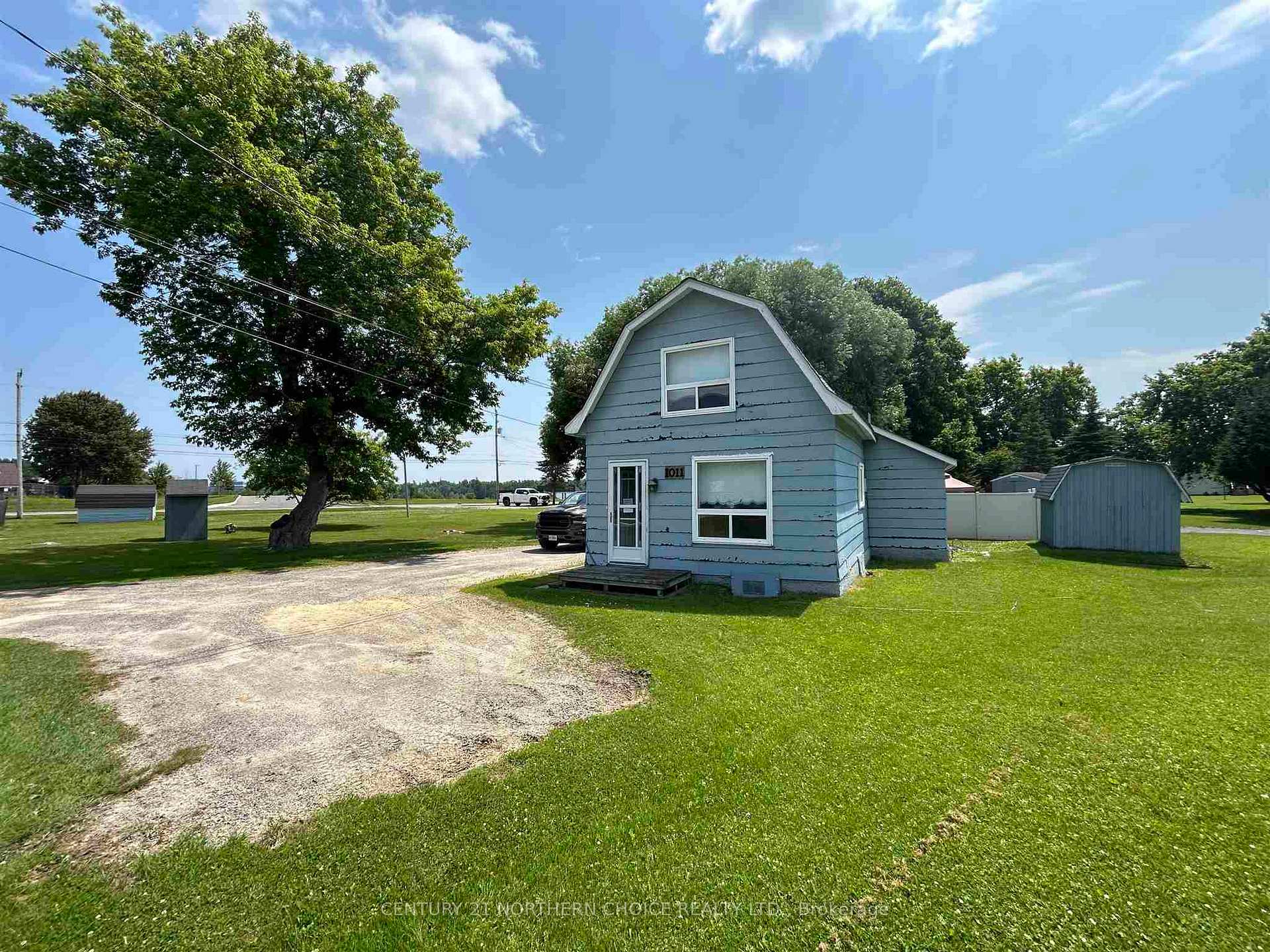 Photo 29 of 1011 Sunset Drive, Fort Frances — HOMEH