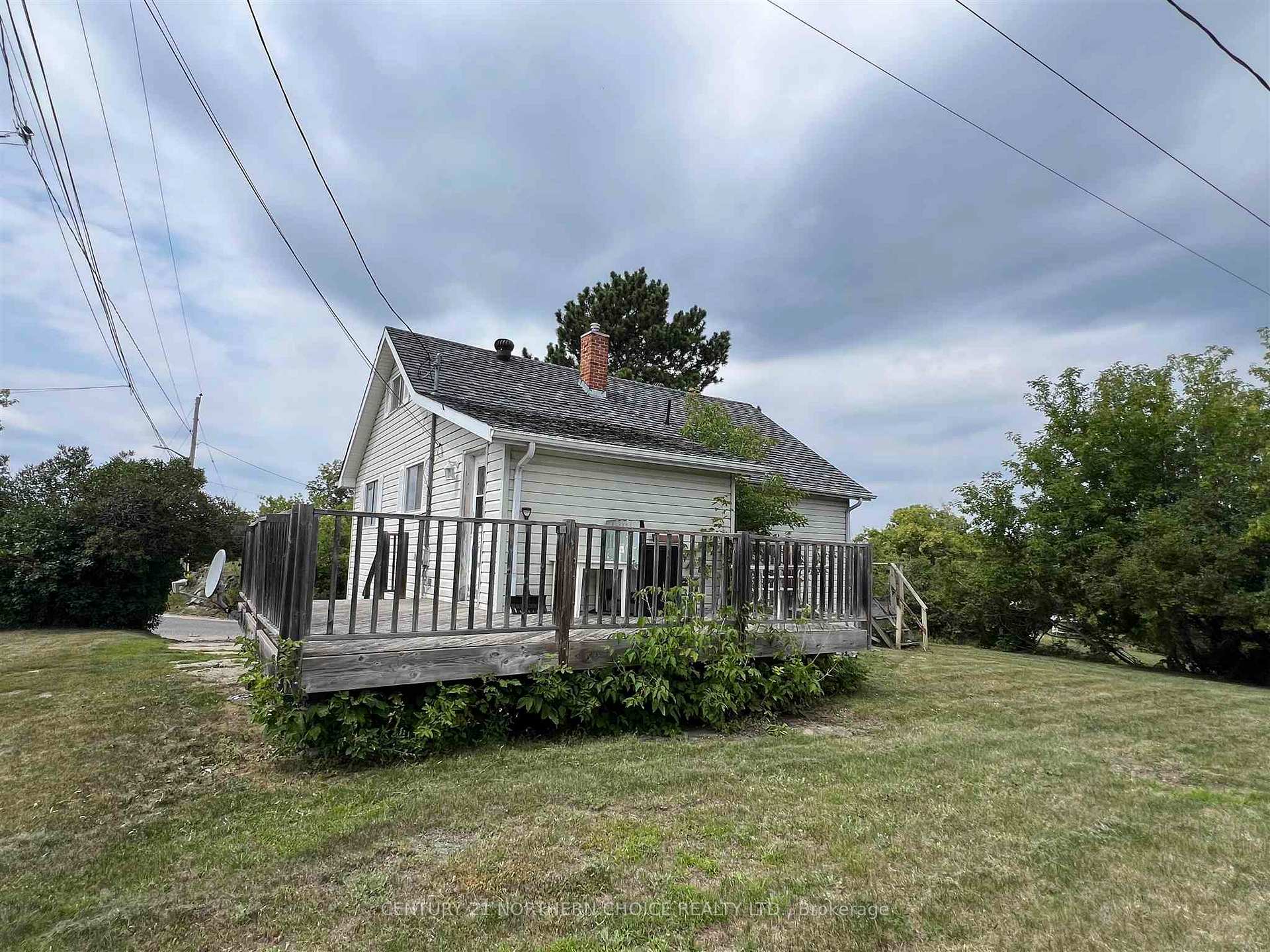 Photo 3 of 127 A Street West, Kenora, Norman — HOMEH
