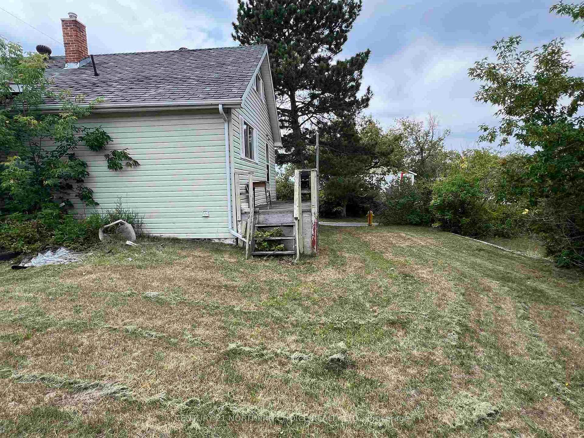 Photo 30 of 127 A Street West, Kenora, Norman — HOMEH