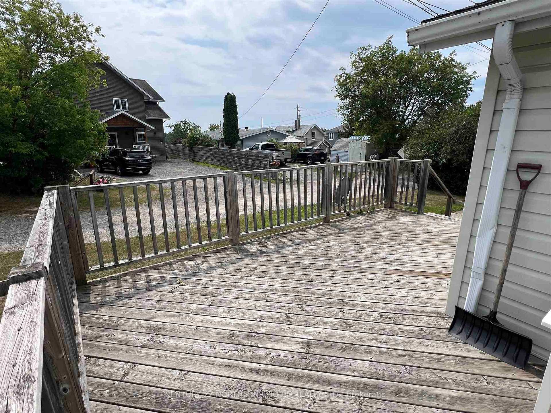 Photo 32 of 127 A Street West, Kenora, Norman — HOMEH