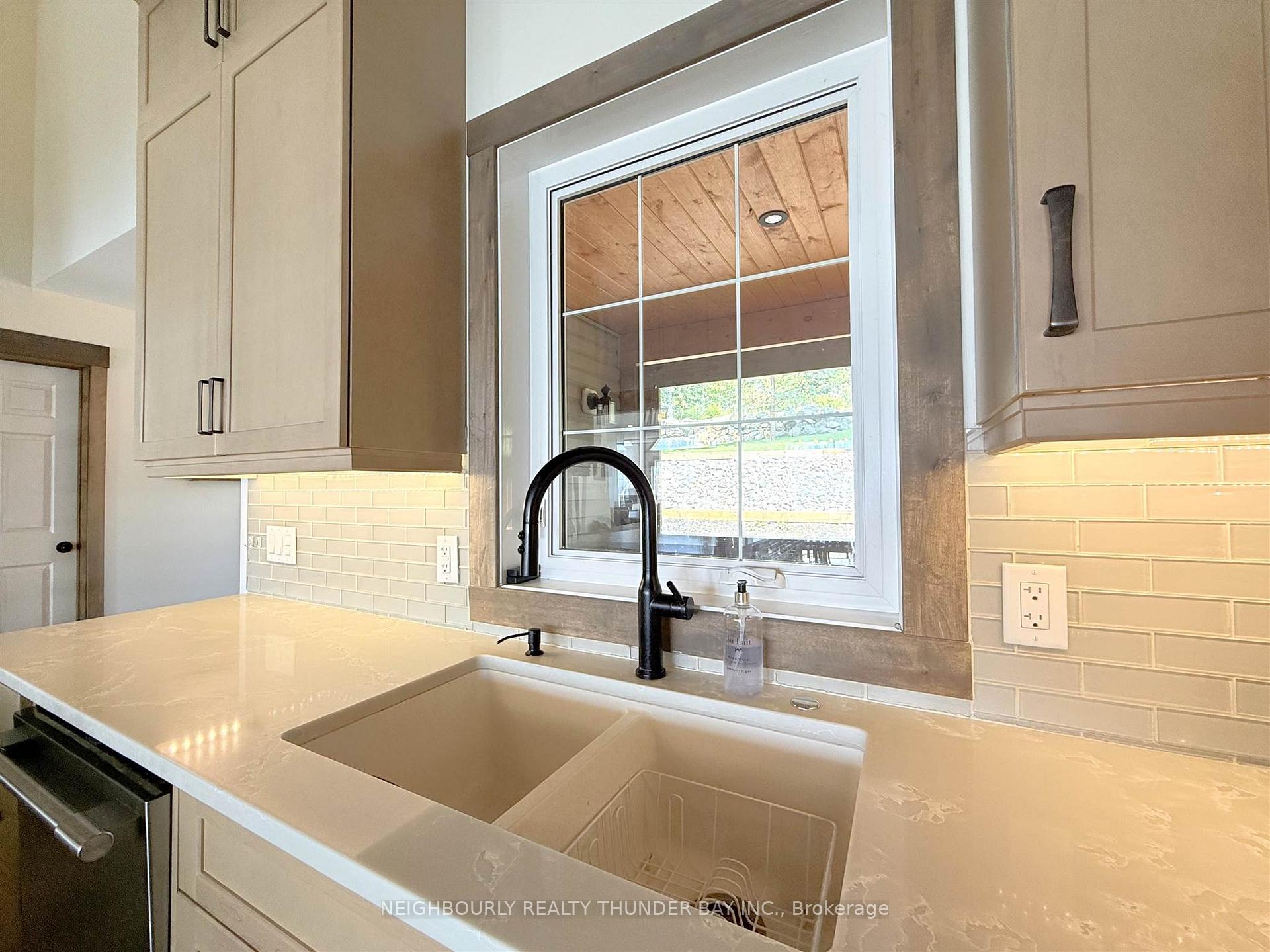 Photo 10 of 1245 Grandview Beach Road, Shuniah — HOMEH