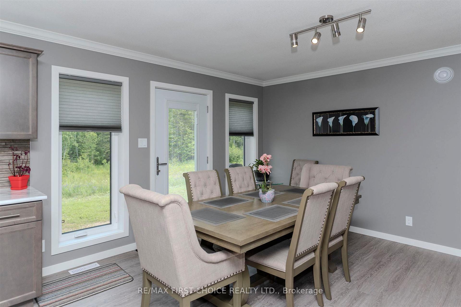 Photo 12 of 3105 East Auto Road, Thunder Bay Remote Area, Ware — HOMEH