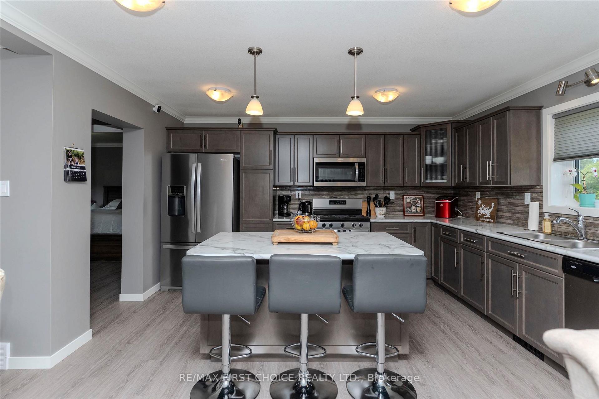 Photo 14 of 3105 East Auto Road, Thunder Bay Remote Area, Ware — HOMEH