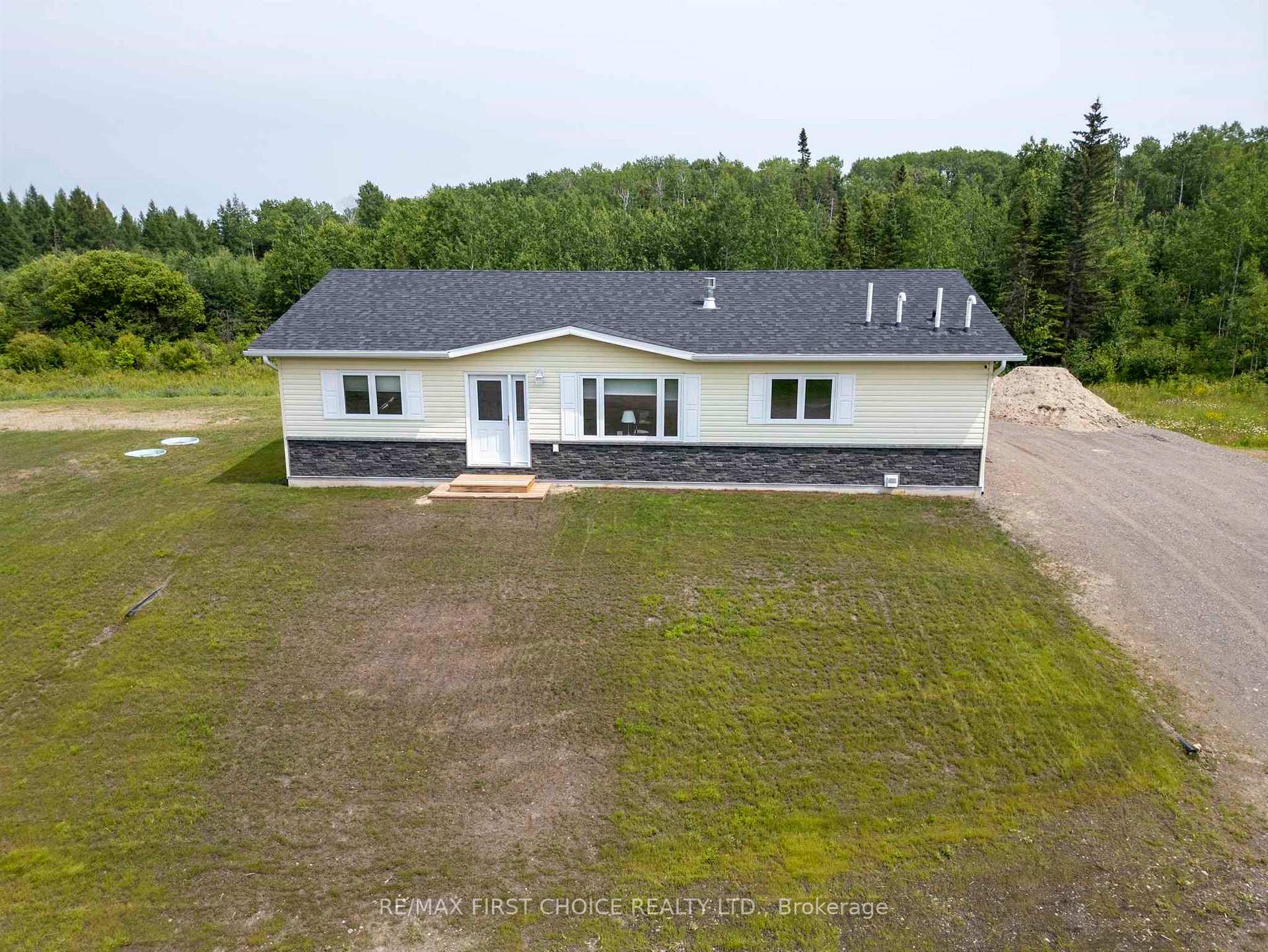 Photo 34 of 3105 East Auto Road, Thunder Bay Remote Area, Ware — HOMEH