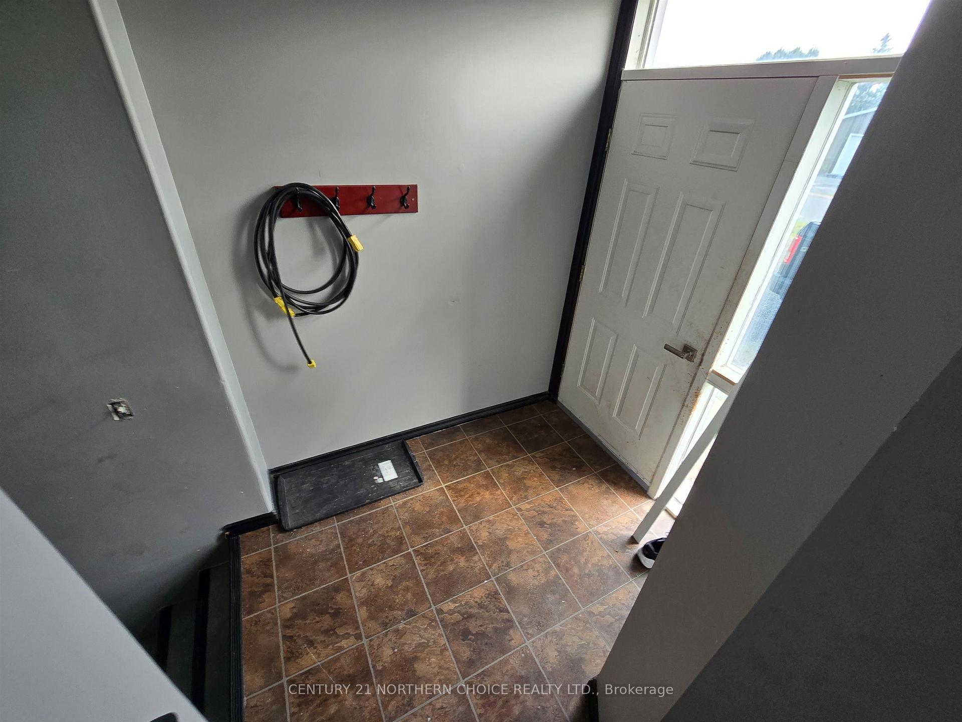 Photo 8 of 4 Sunset Place, Kenora, Evergreen — HOMEH