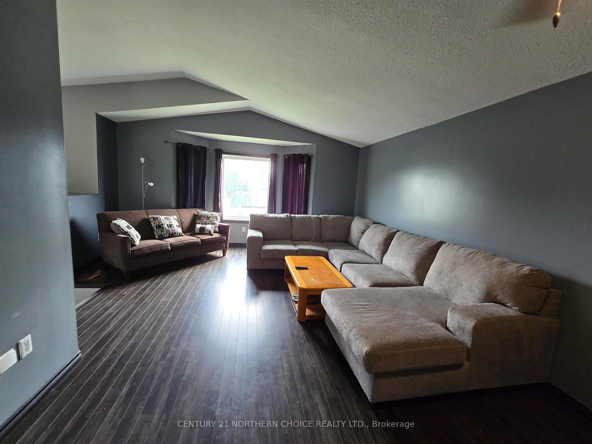Photo 11 of 4 Sunset Place, Kenora, Evergreen — HOMEH