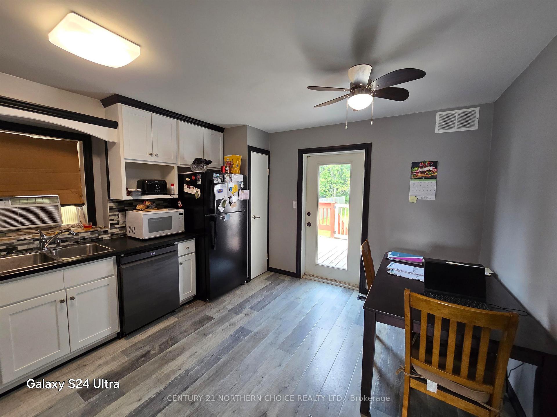 Photo 13 of 4 Sunset Place, Kenora, Evergreen — HOMEH