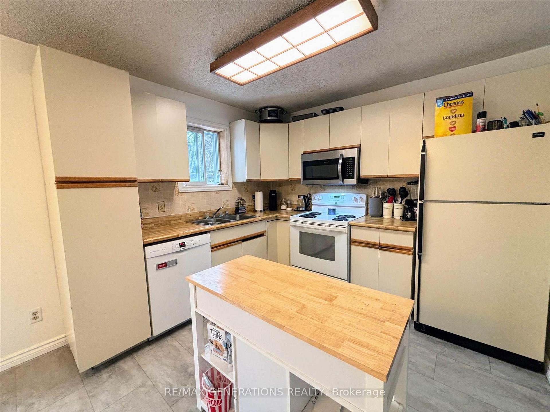 Photo 8 of 75 Hemlo Drive, Marathon — HOMEH