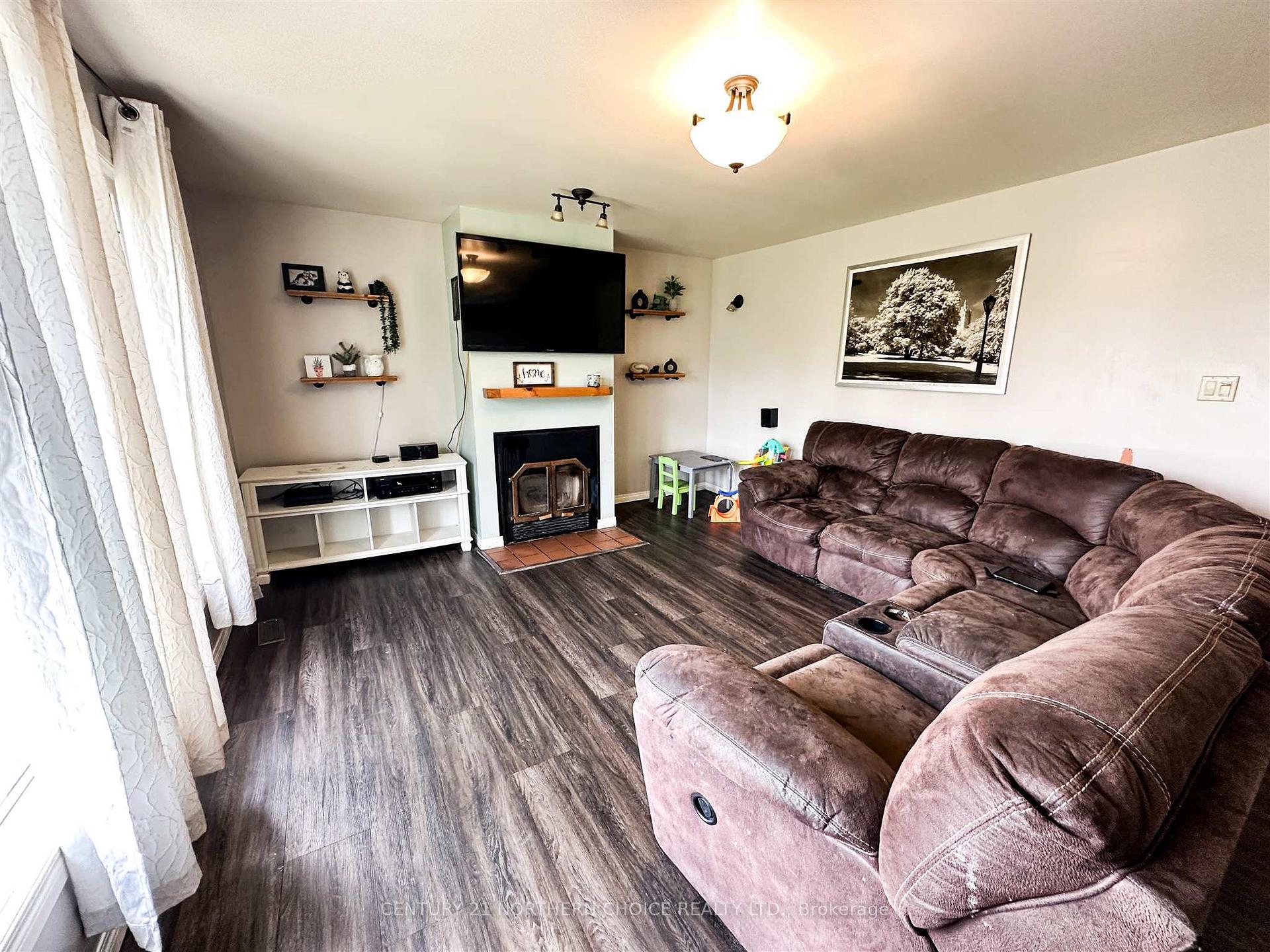 Photo 4 of 8 Laverty Road, Red Lake — HOMEH