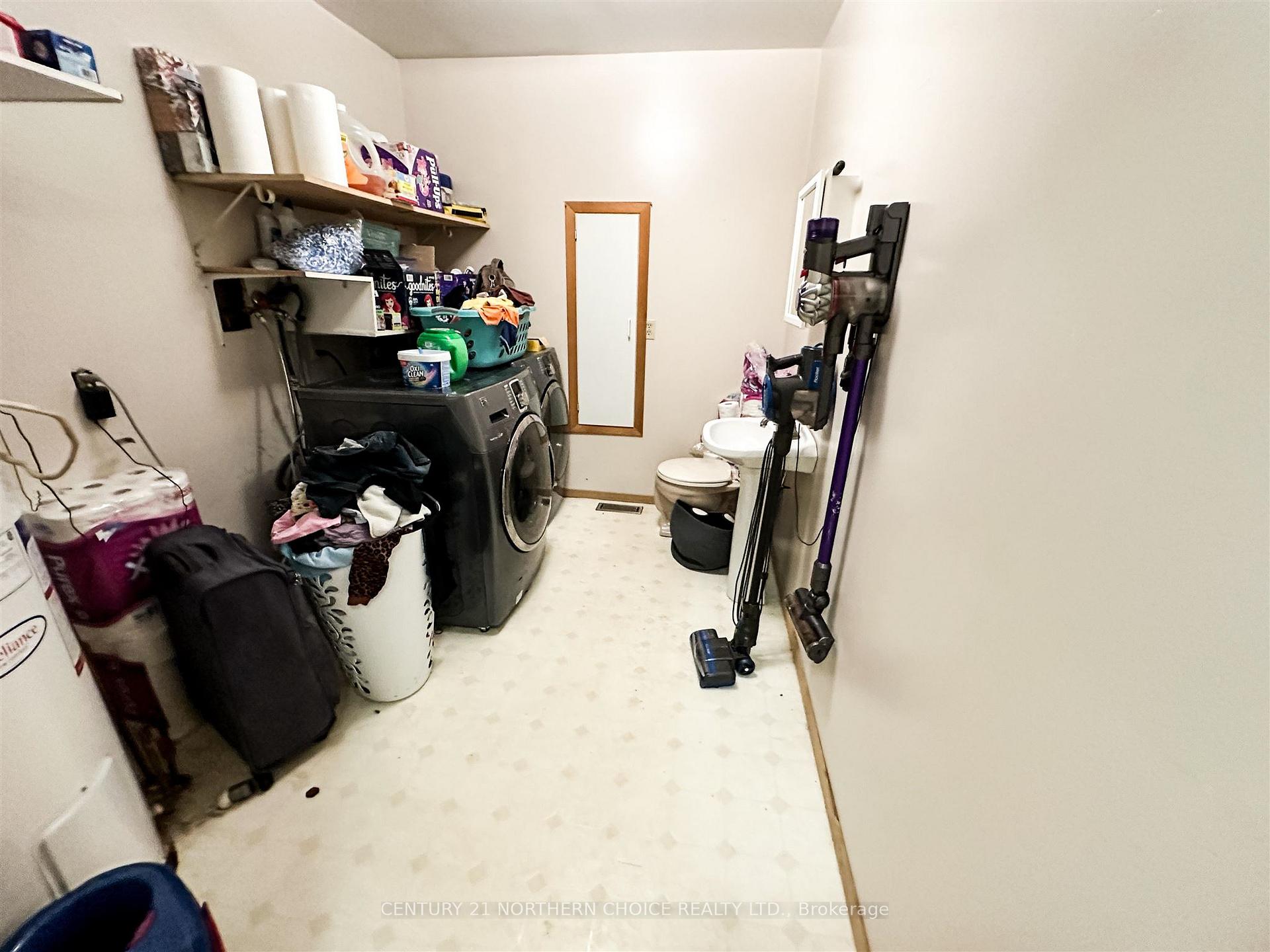 Photo 18 of 8 Laverty Road, Red Lake — HOMEH