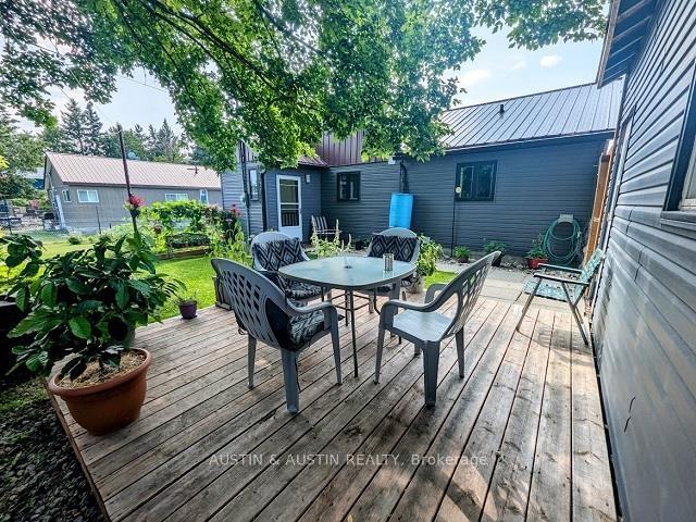 Photo 10 of 103 Earl Avenue, Dryden, Riverview — HOMEH