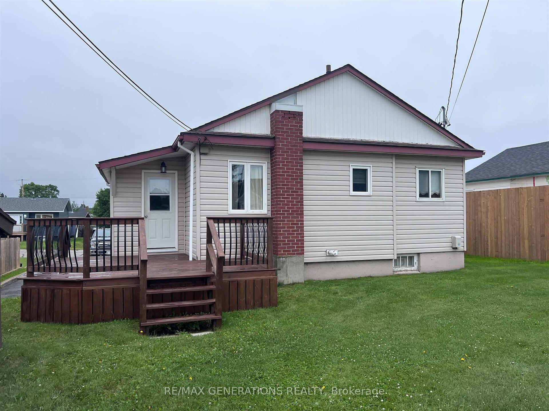 Photo 20 of 6 Howe Street, Marathon — HOMEH