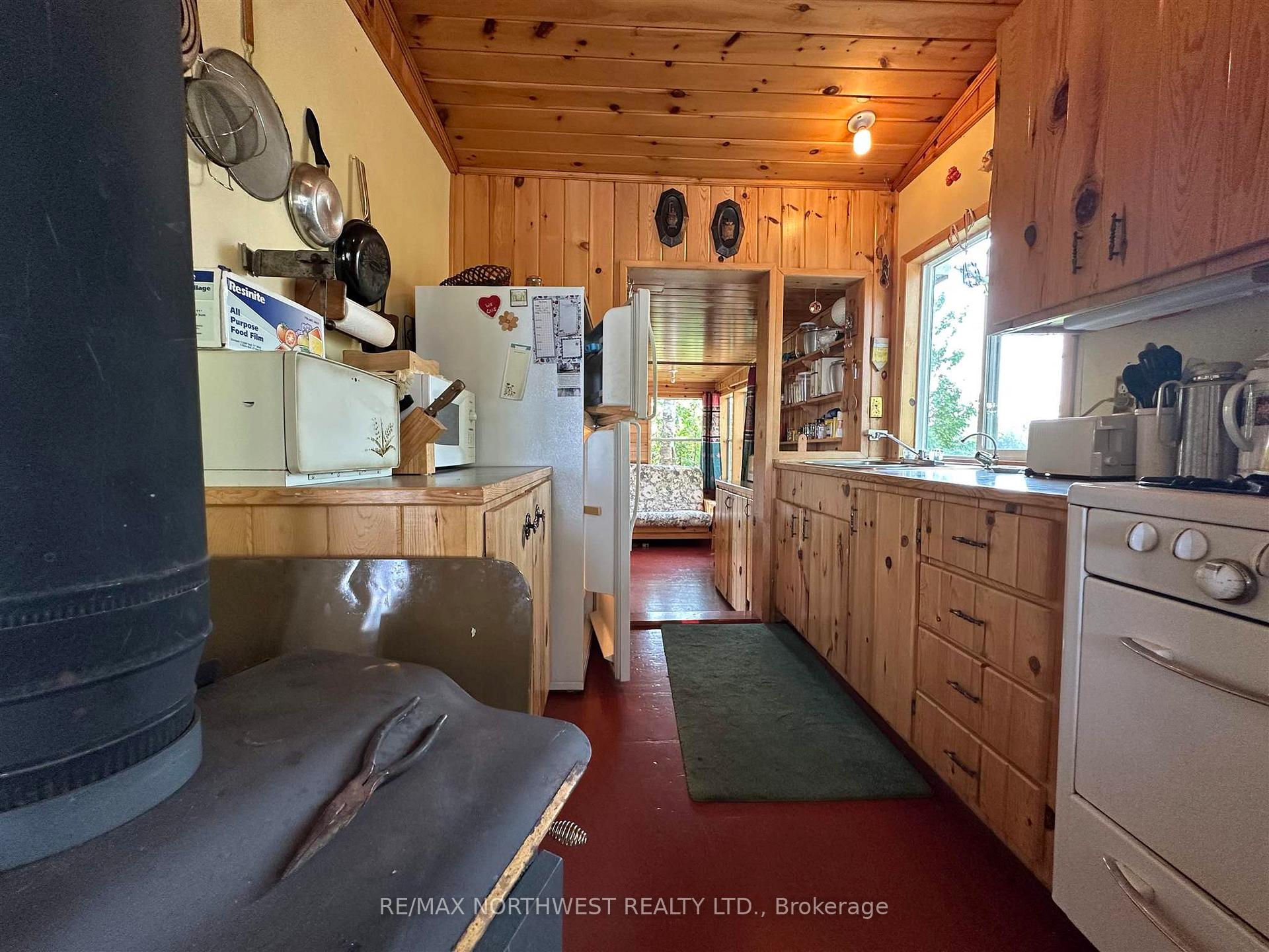 Photo 12 of 16982 Lake Despair, Rainy River Remote Area — HOMEH
