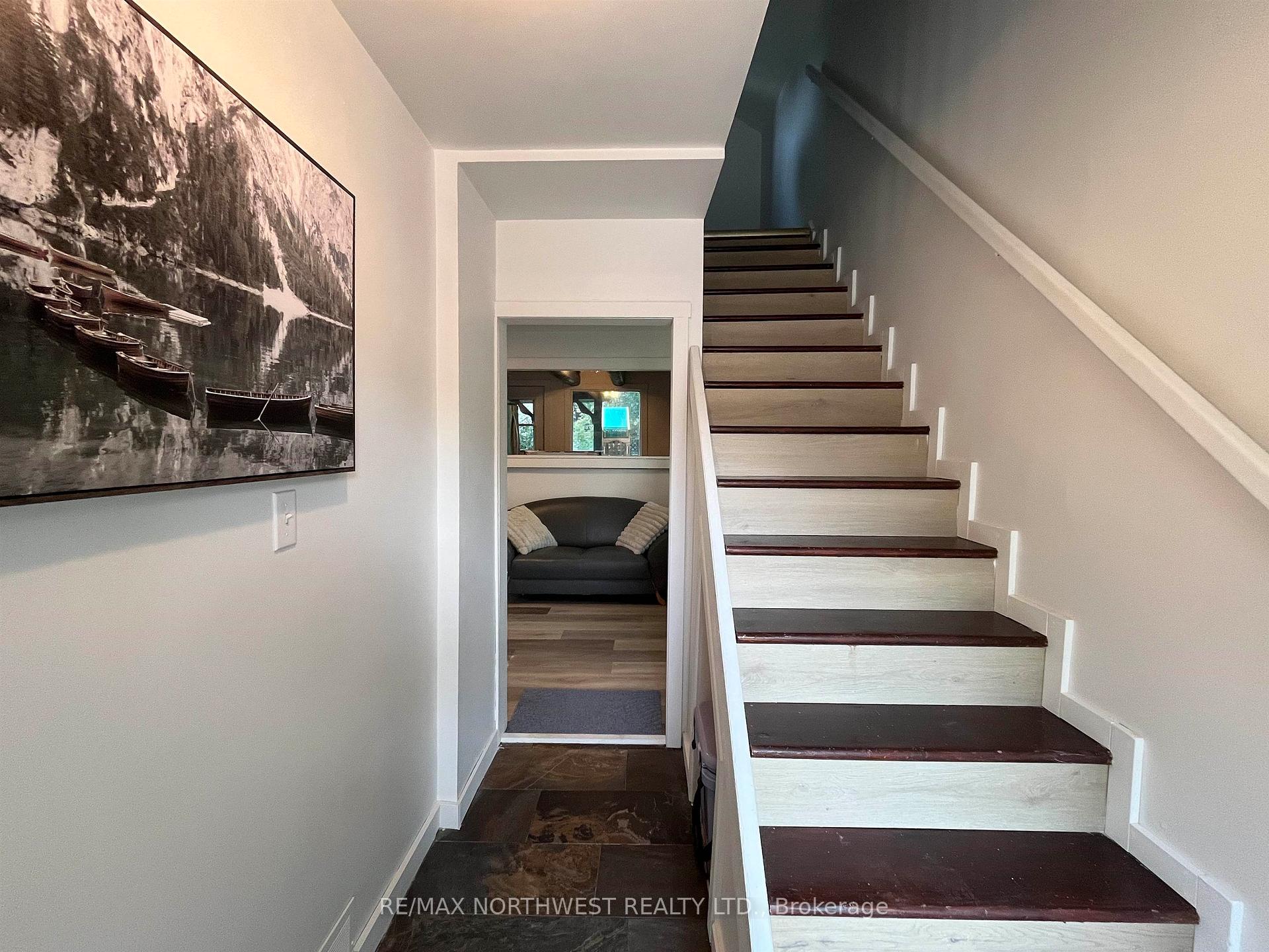 Photo 3 of 331 Third Street South, Kenora, Downtown — HOMEH