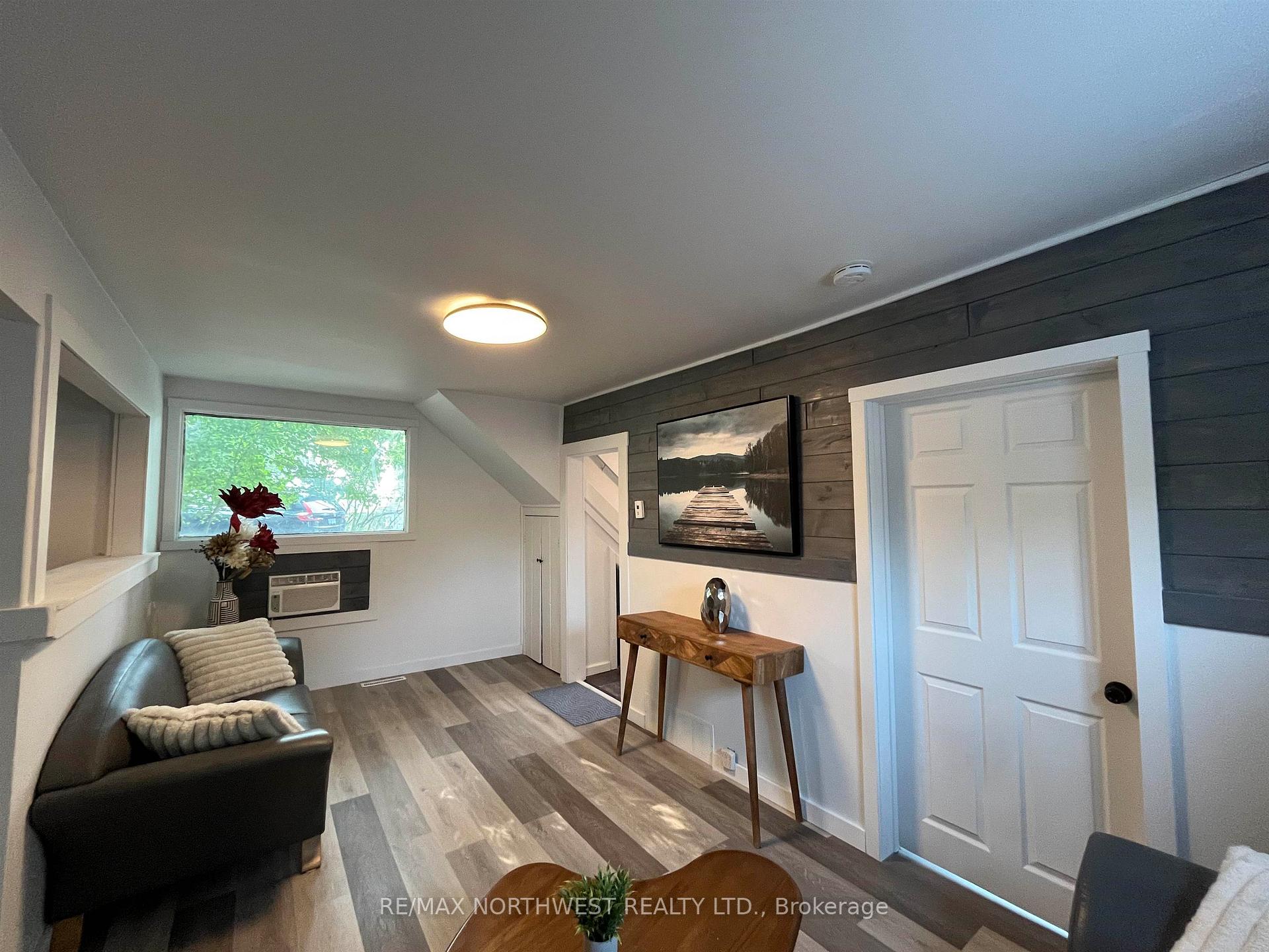Photo 13 of 331 Third Street South, Kenora, Downtown — HOMEH