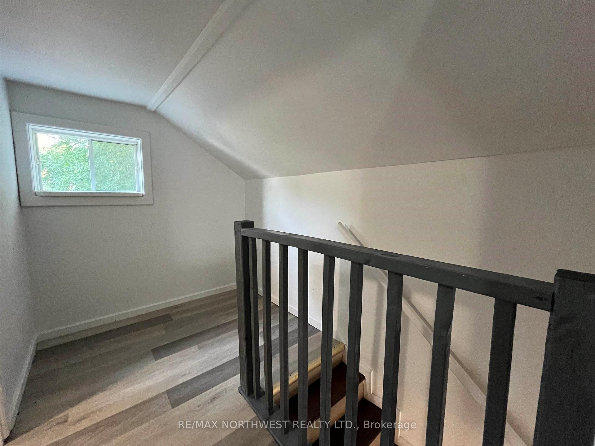 Photo 19 of 331 Third Street South, Kenora, Downtown — HOMEH