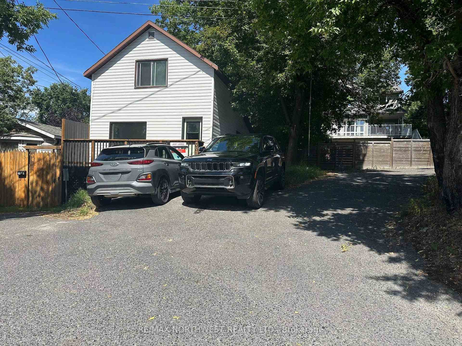 Photo 32 of 331 Third Street South, Kenora, Downtown — HOMEH