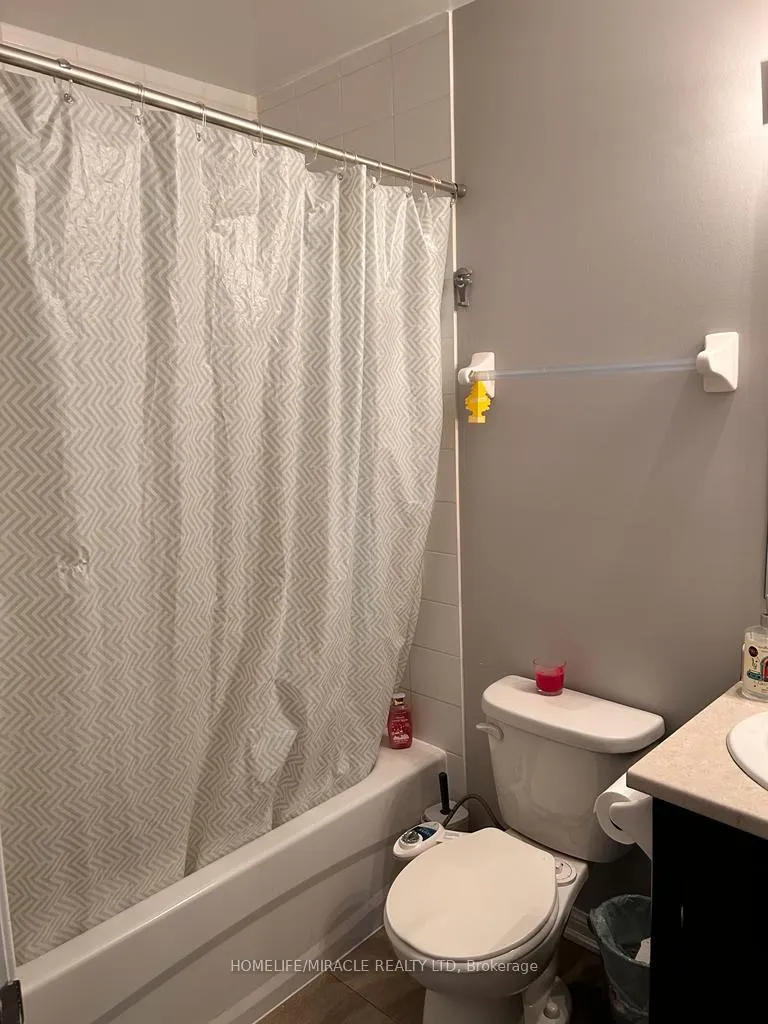 Photo 6 of Unit 206, 250 Sunny Meadow Boulevard, Brampton, Sandringham-Wellington — HOMEH