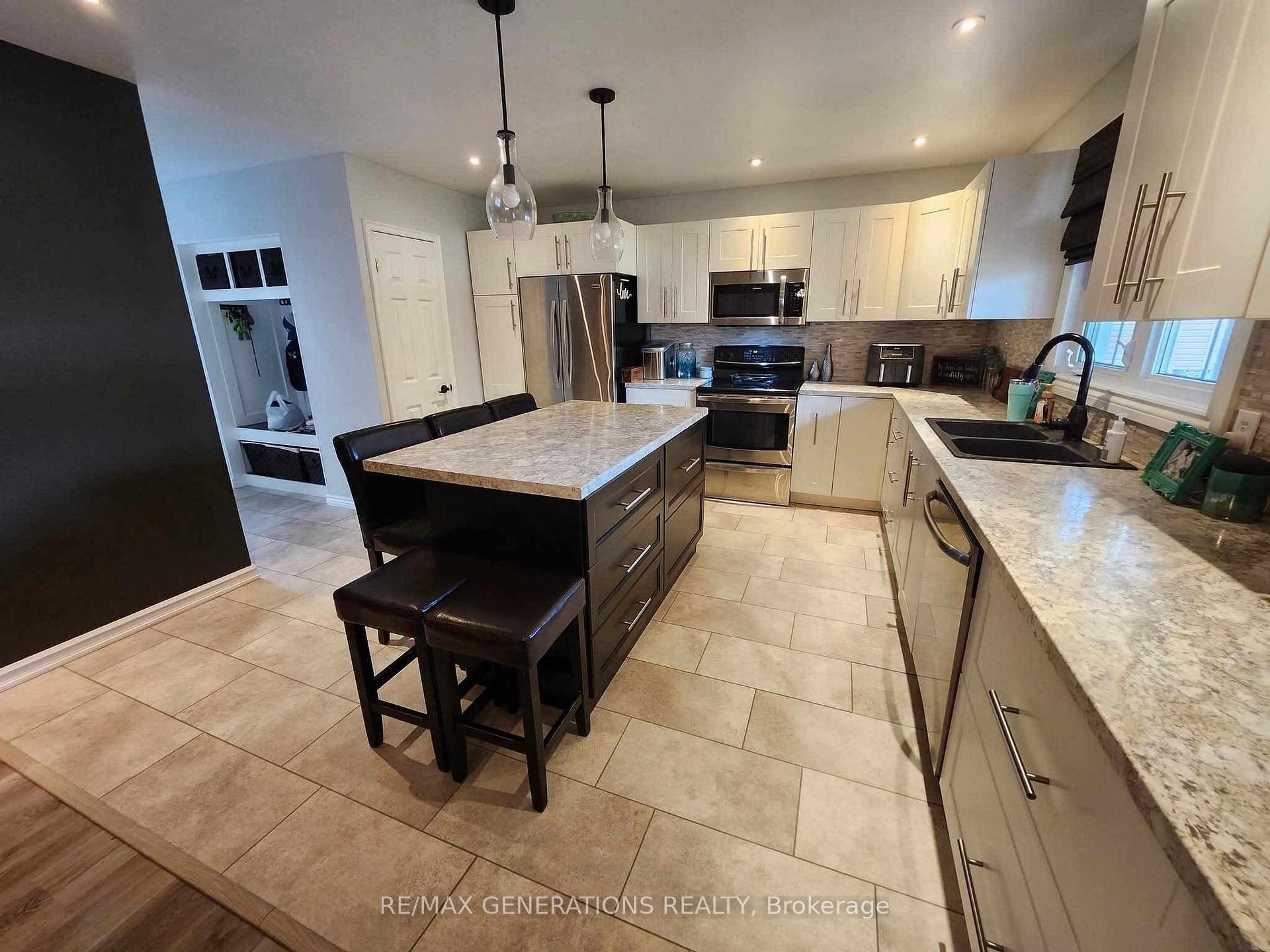Photo 6 of 29 Eastgrove Crescent, Terrace Bay — HOMEH