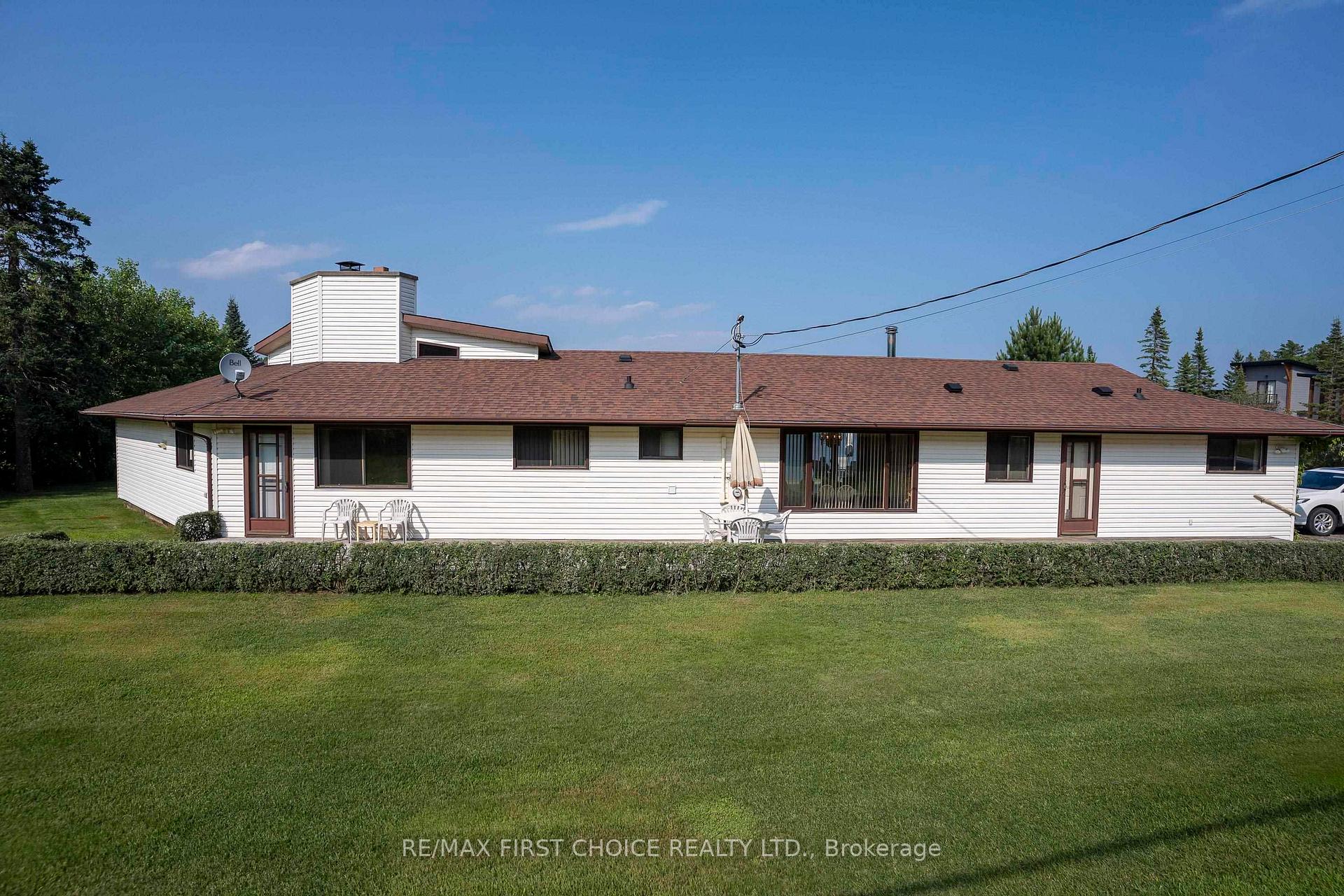 Photo 3 of 13316 Gilbride Road, Thunder Bay Remote Area, Ware — HOMEH