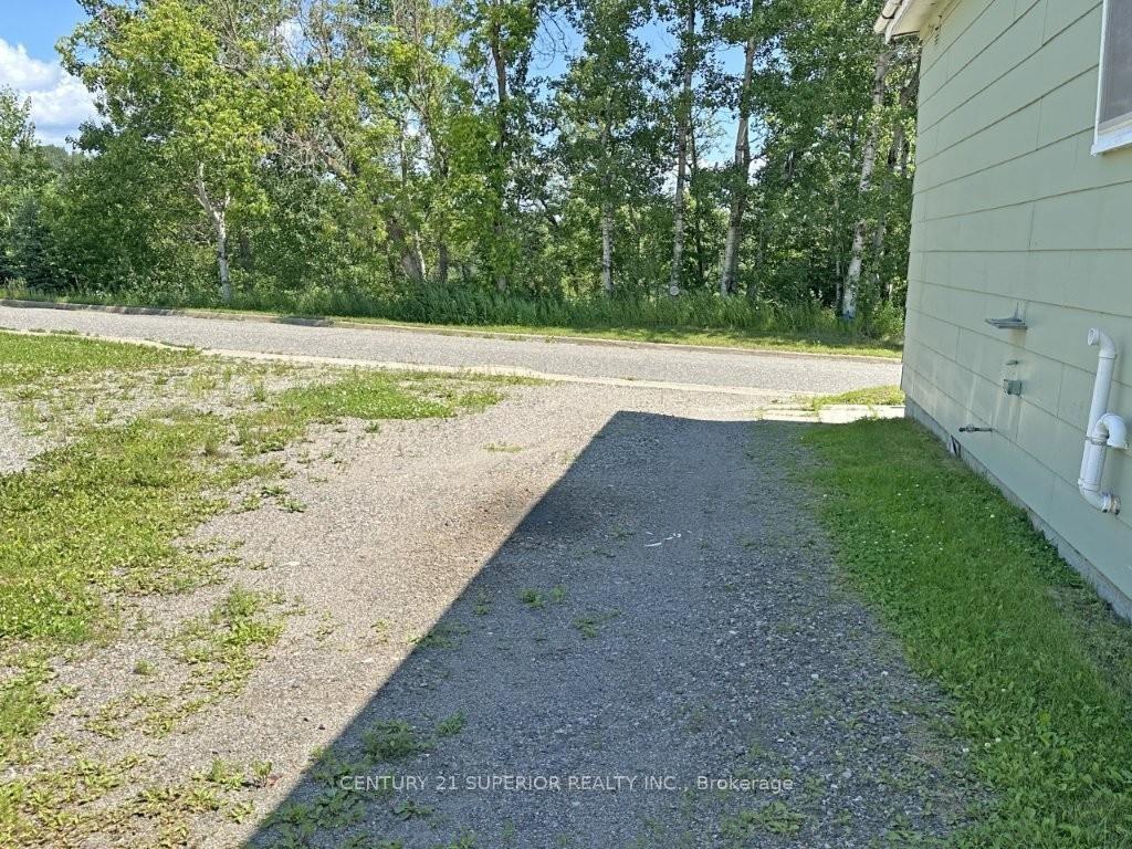 Photo 5 of 10 Riverview Street, Nipigon — HOMEH