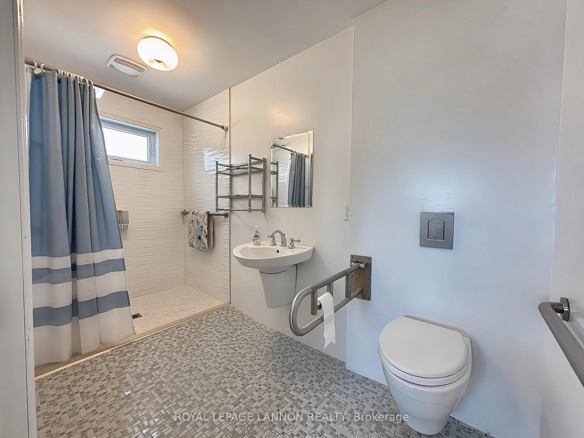 Photo 12 of 104 Edith Avenue, Greenstone — HOMEH