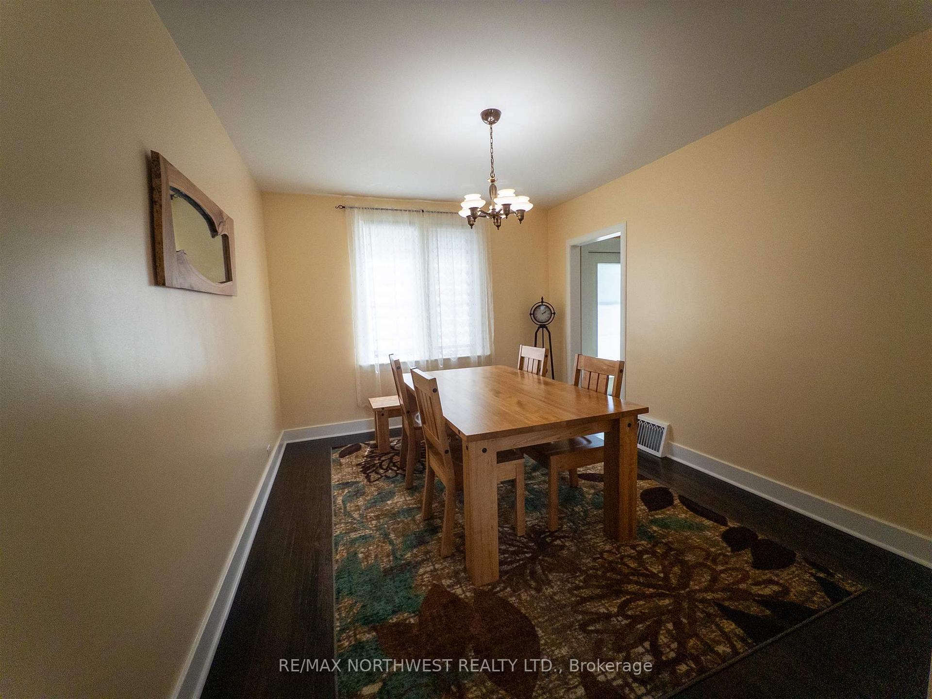 Photo 14 of 824 River Drive, Kenora, Lakeside — HOMEH