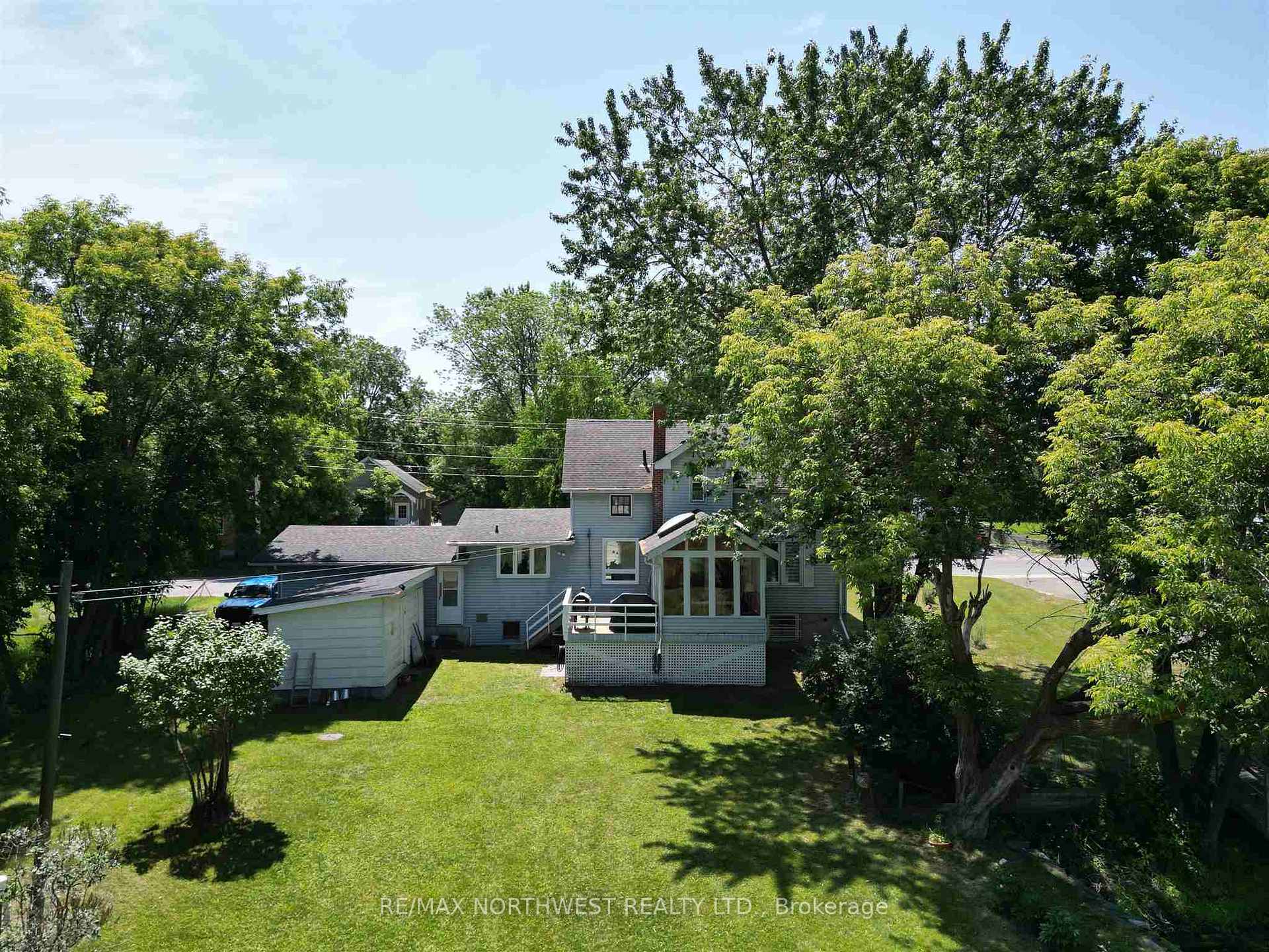 Photo 47 of 824 River Drive, Kenora, Lakeside — HOMEH