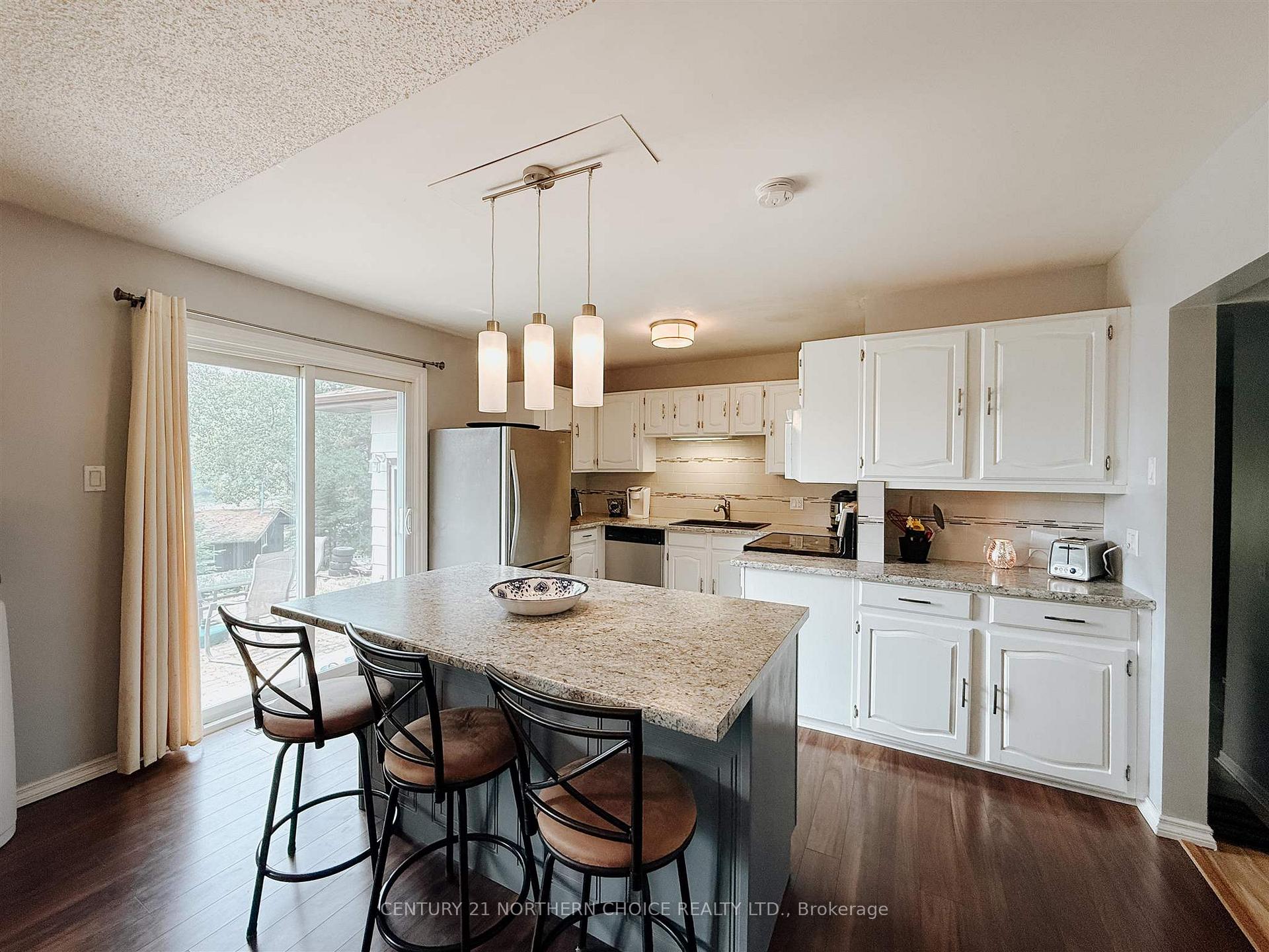 Photo 17 of 117 Tresoor Point Road, Kenora, Redditt Road West — HOMEH