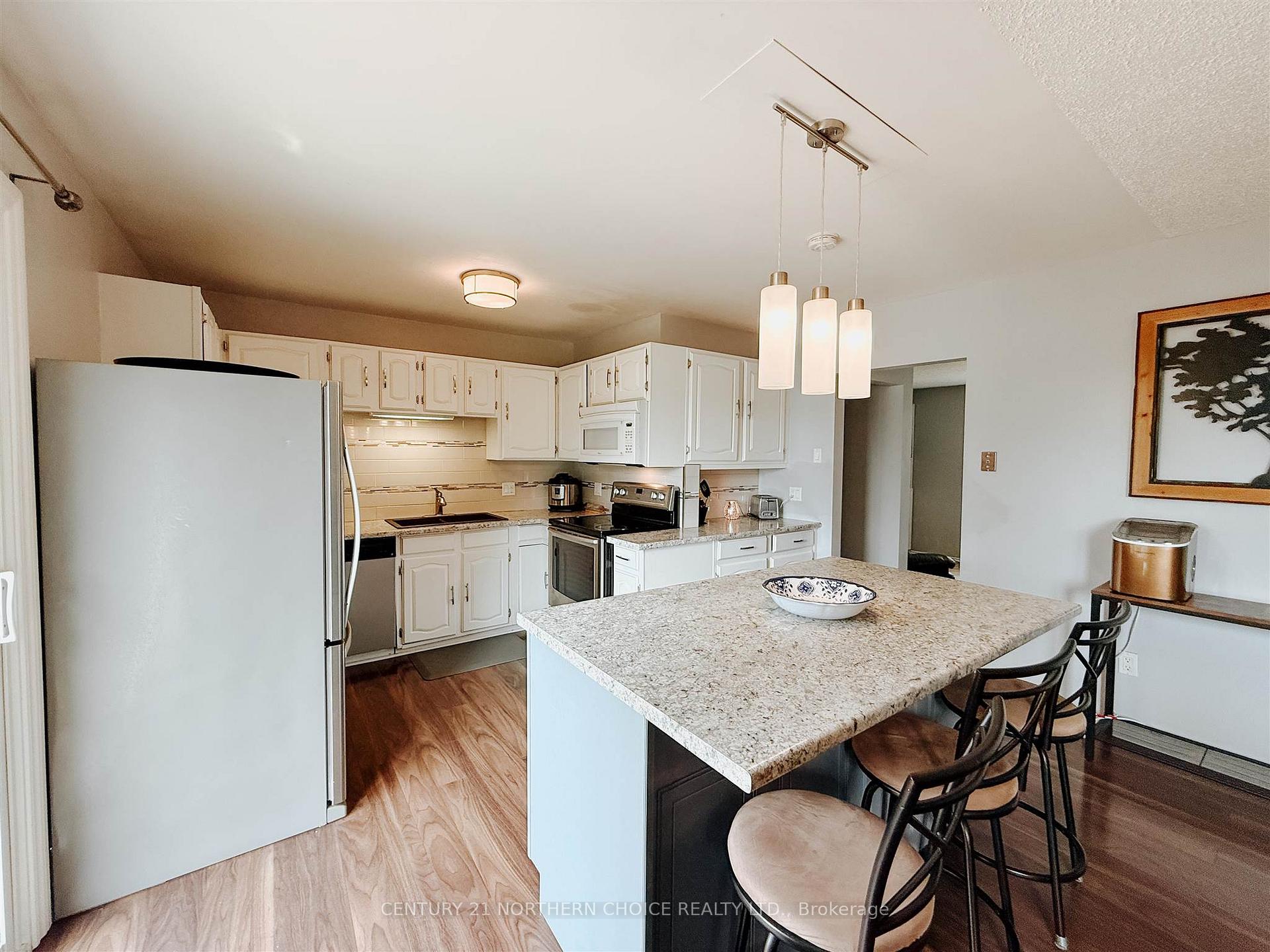 Photo 18 of 117 Tresoor Point Road, Kenora, Redditt Road West — HOMEH