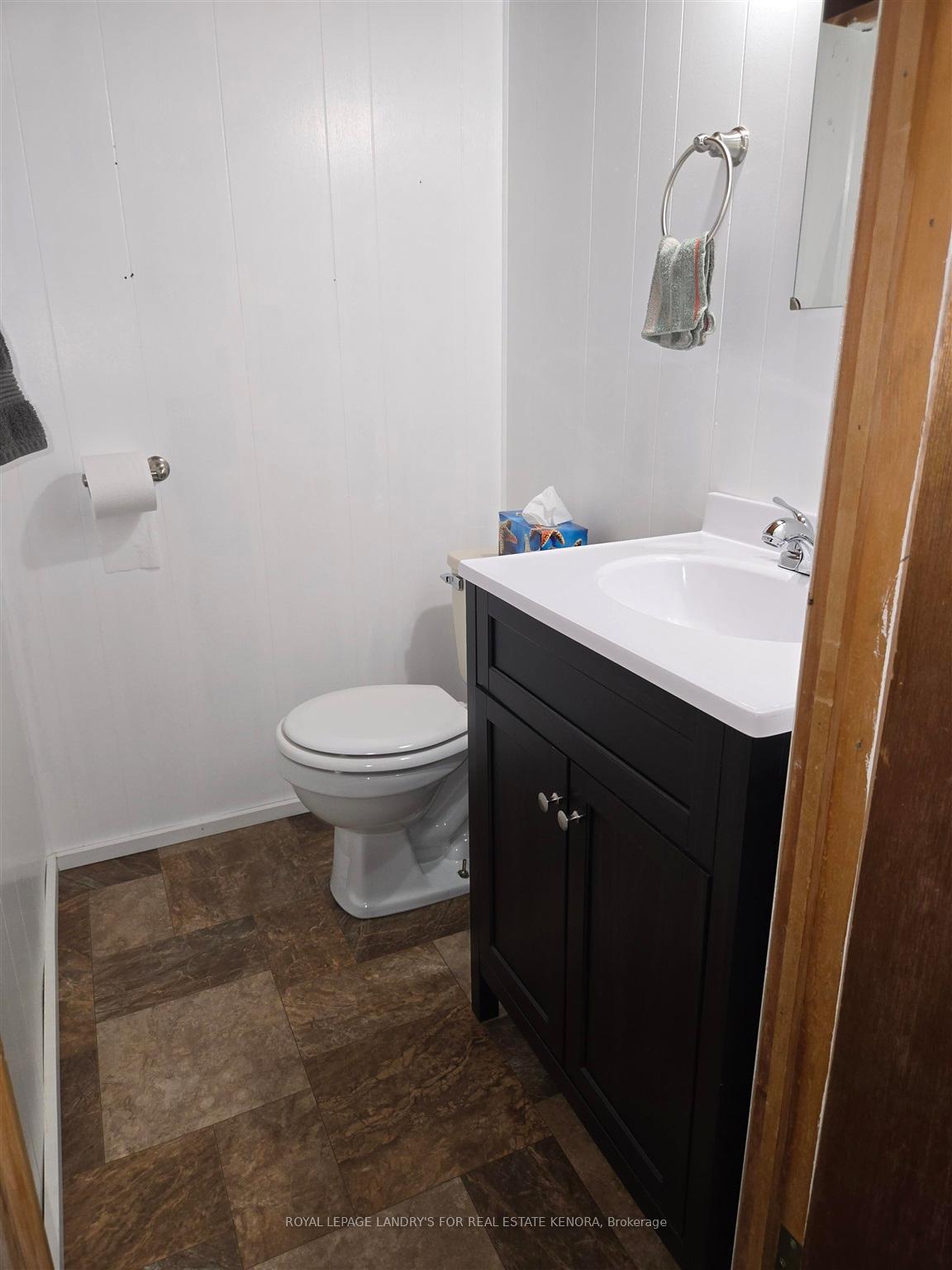 Photo 17 of 1185 Minto Avenue, Kenora, Amethyst — HOMEH